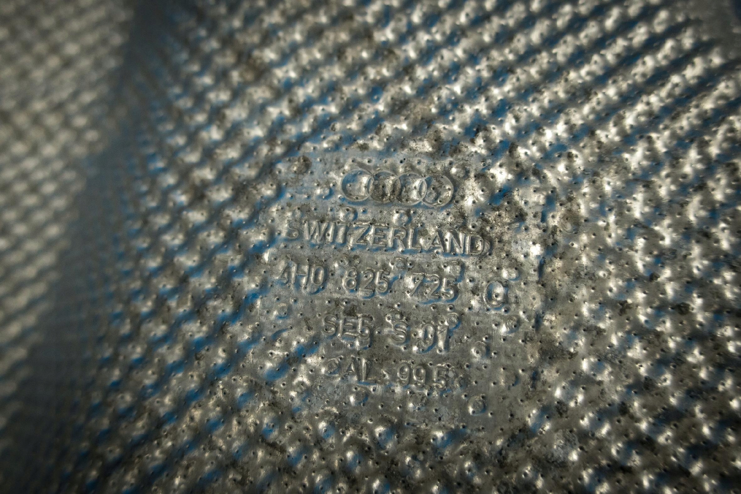 Blende Abdeckung termiczna Unterfahrschutz heck A8 4H 4H0825725C