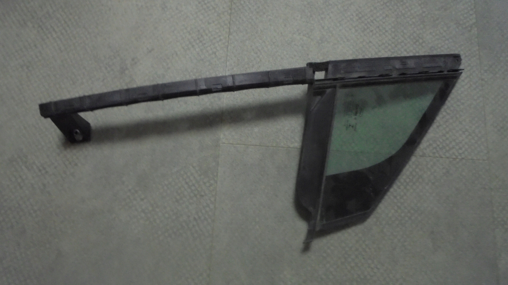 43R-000187 - FORD MONDEO MK5 СТЕКЛО ПЕРЕДНЕЙ ПРАВОЙ ДВЕРИ