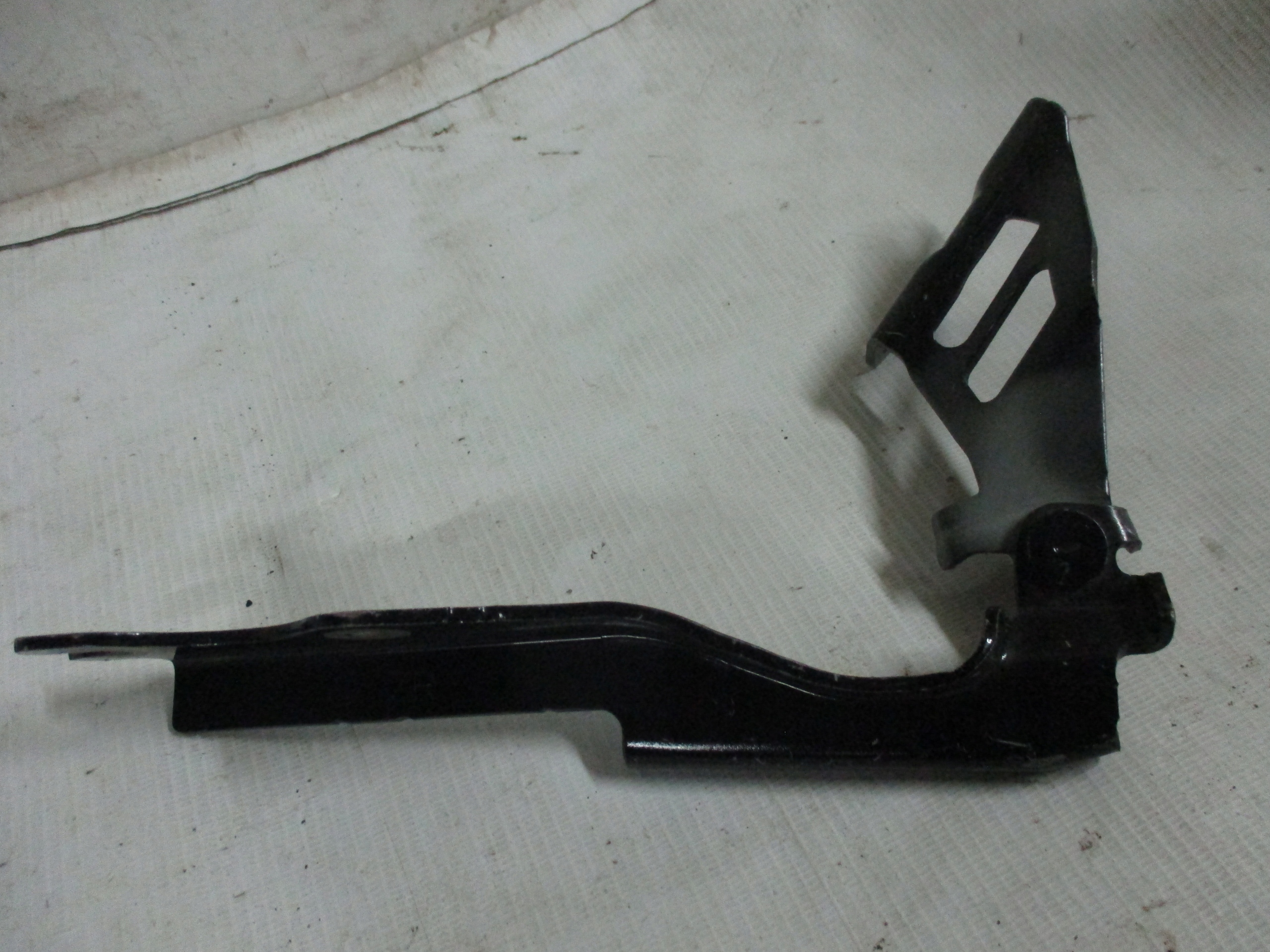 hinge bonnets left right Mazda 6 GJ, GL 12-18r GHP9L