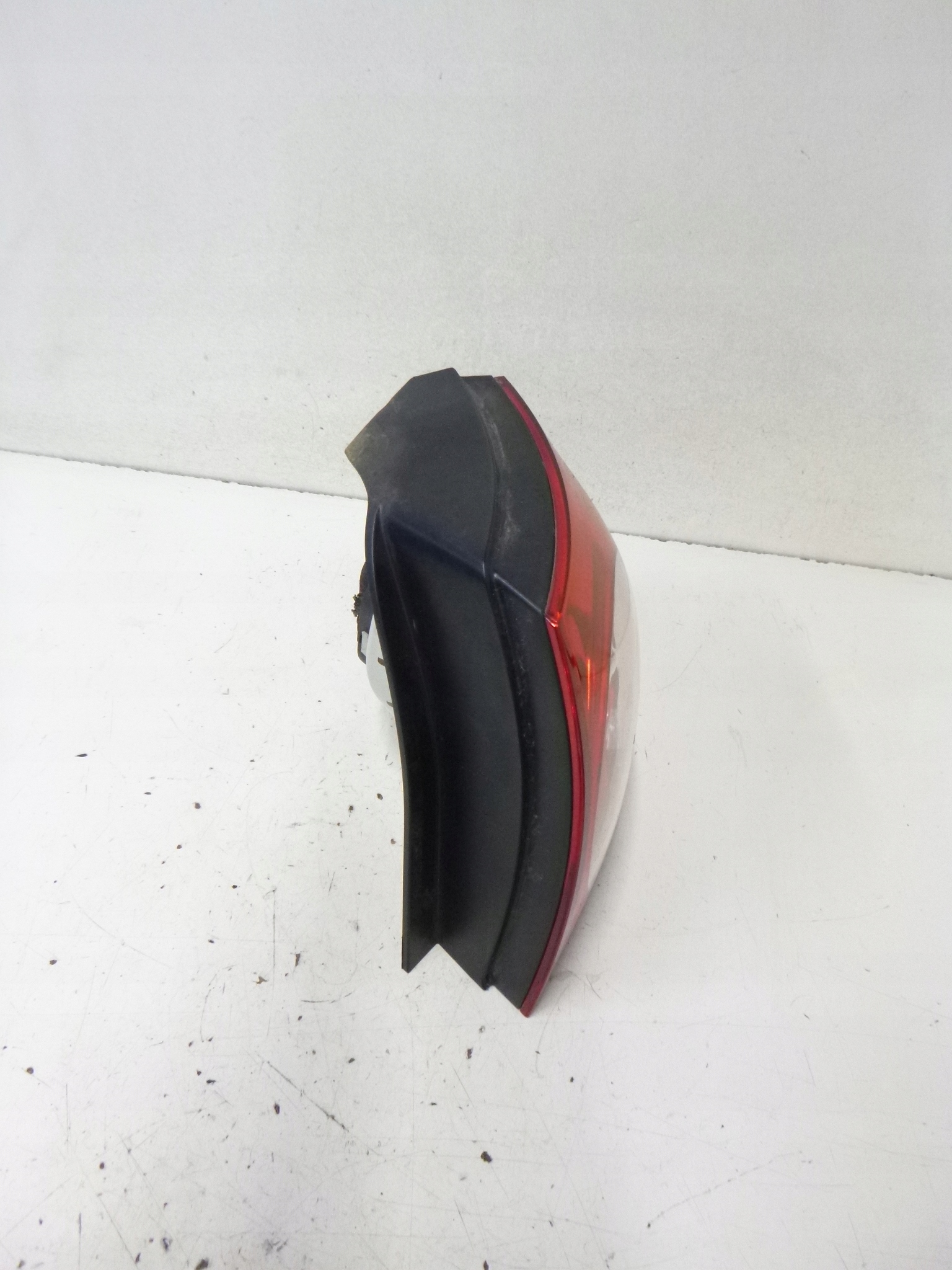 LICHT HINTEN RECHTS VW GOLF V 3D 2008R.