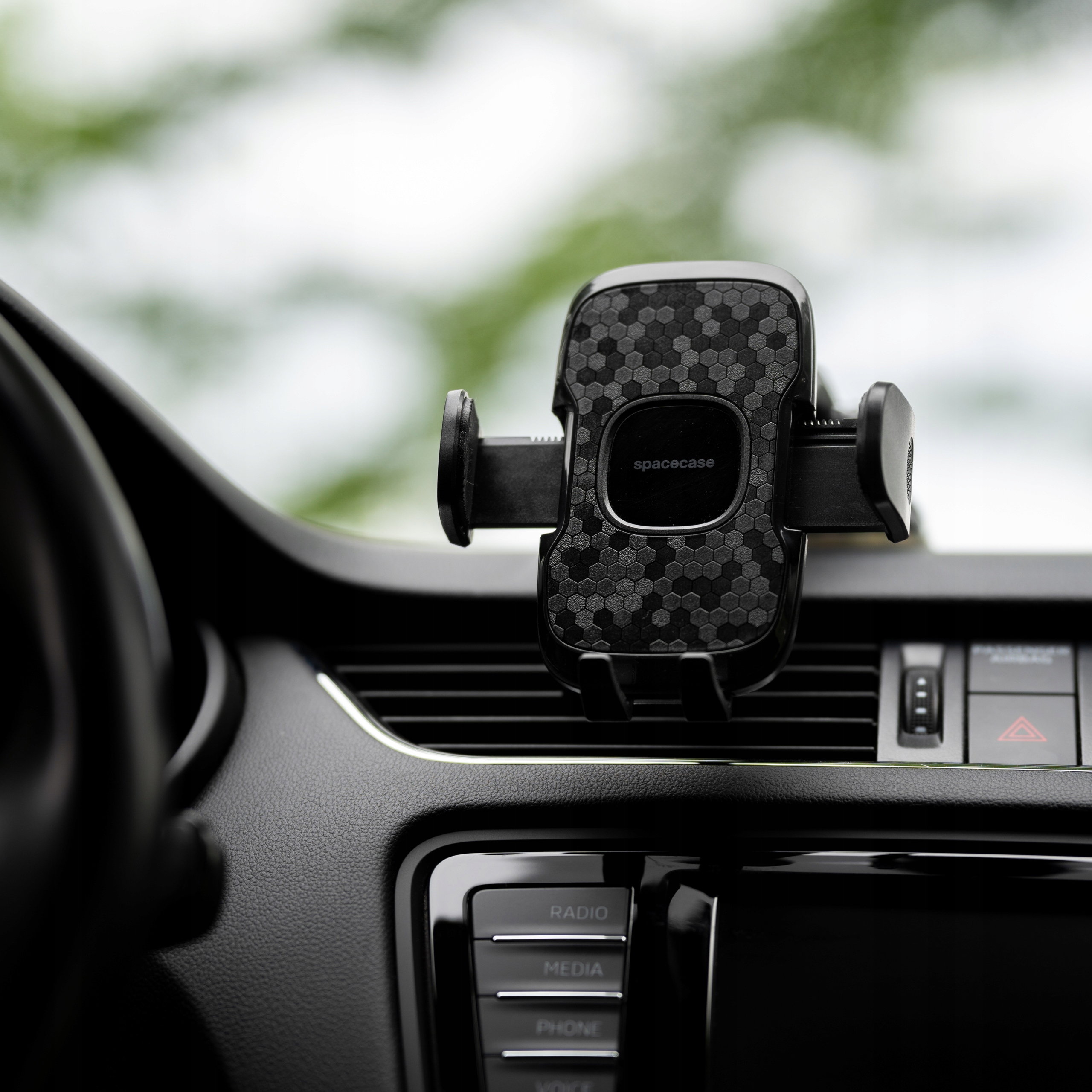 UCHWYT DO SAMOCHODU NA TELEFON DESKĘ KOKPIT SAMOCHODOWY HOLDER MOCNY EAN (GTIN) 5905719039073