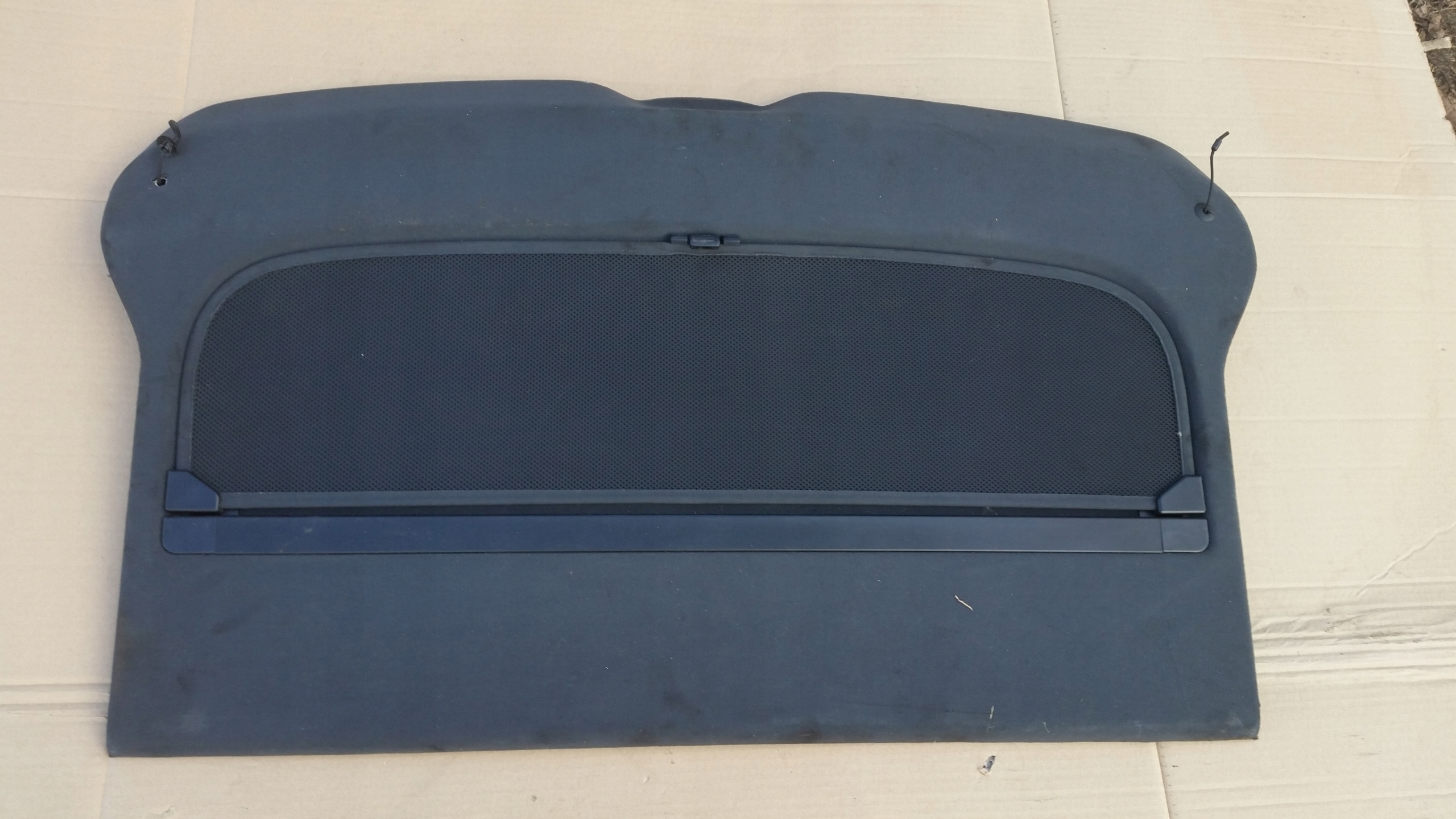 Задня полиця AUDI A3