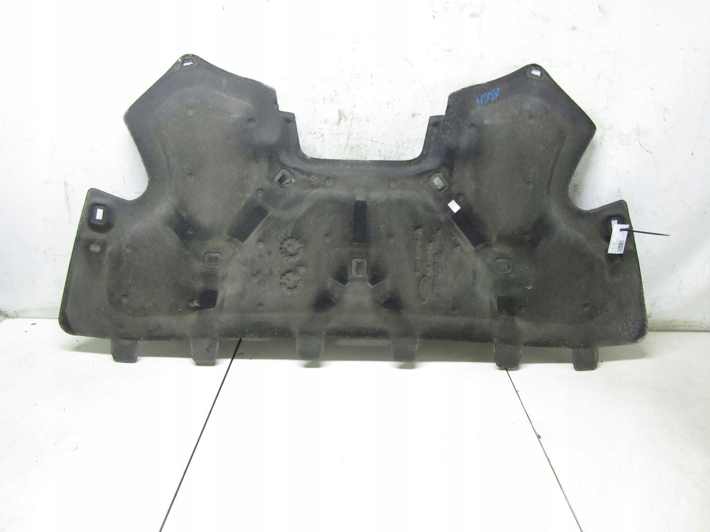 080/026 - FORD KUGA MK1 ЗВУКОІЗОЛЯЦІЯ КАПОТА 08-12