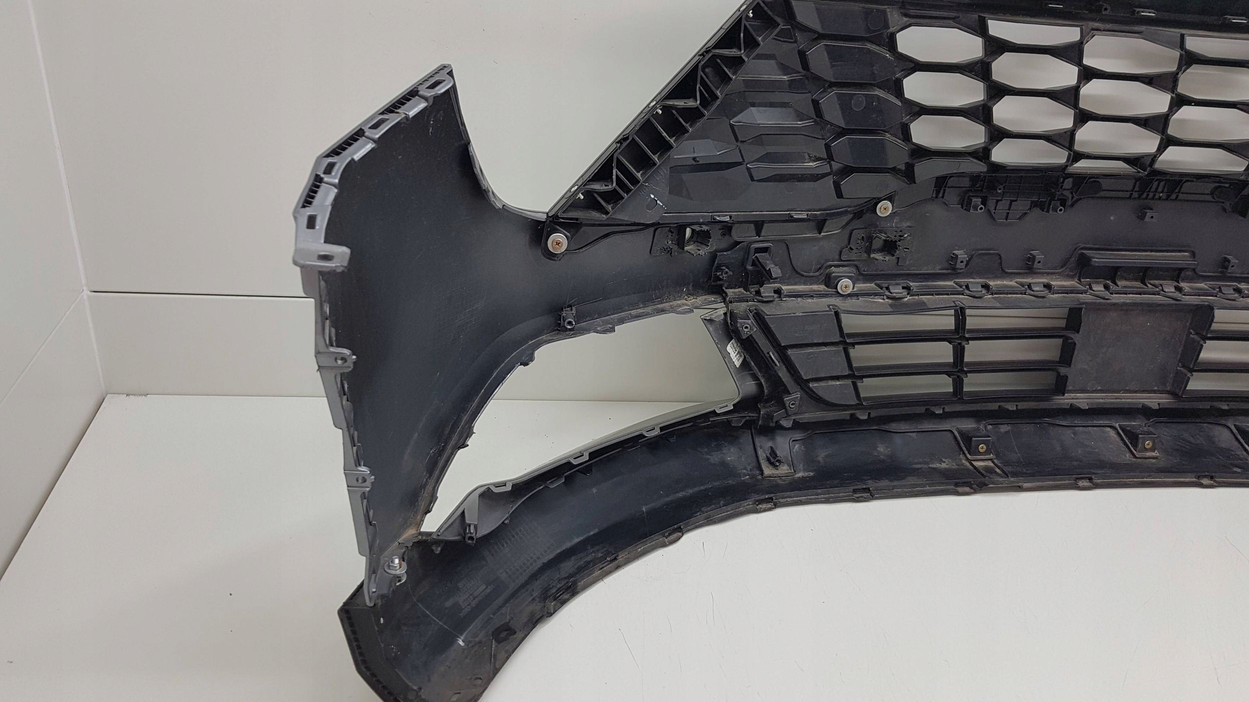 KIA SPORTAGE 5 V 2021 - bumper front 86511-R2000