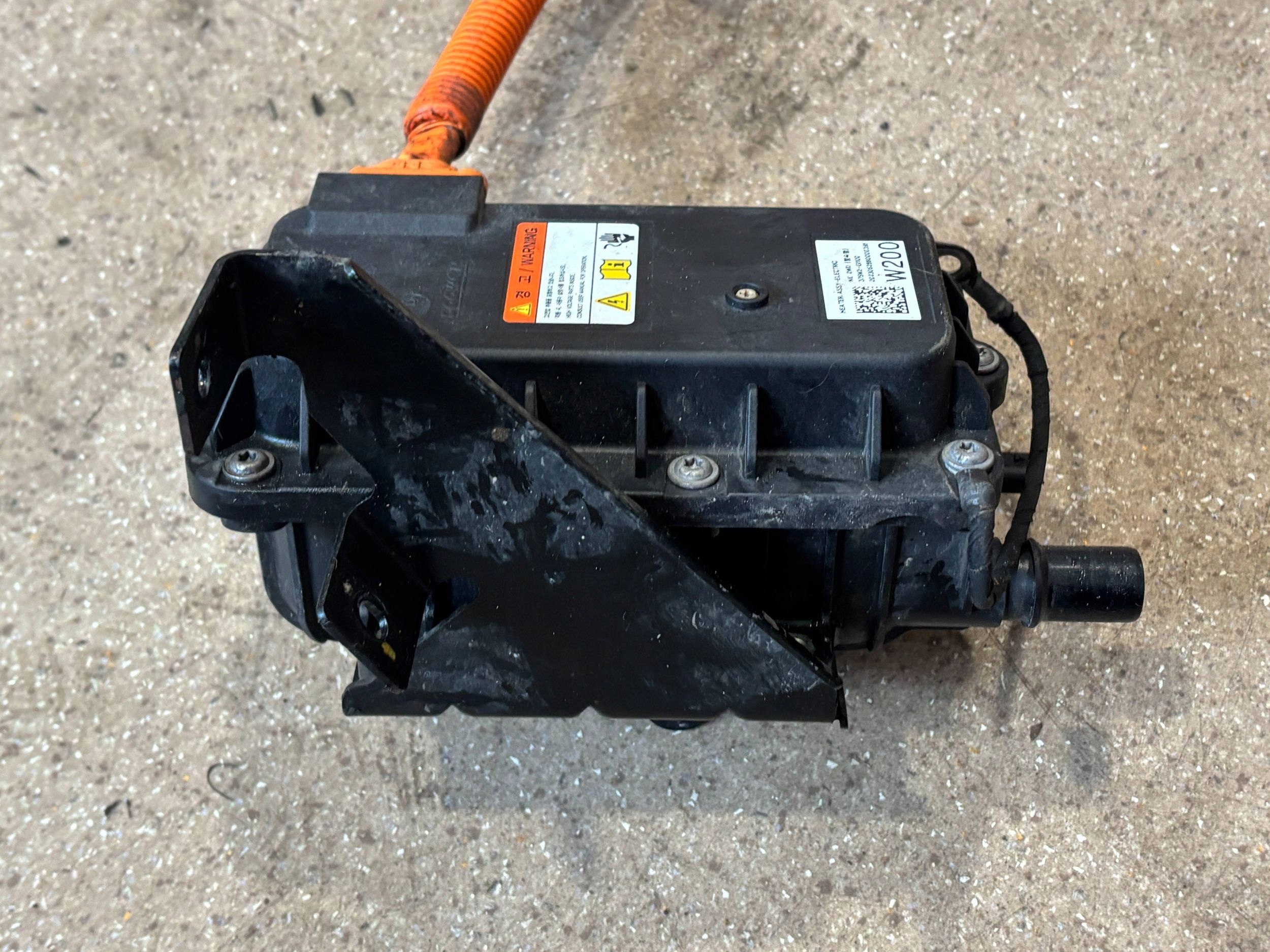 вентилятор kia EV6 375W2GI100