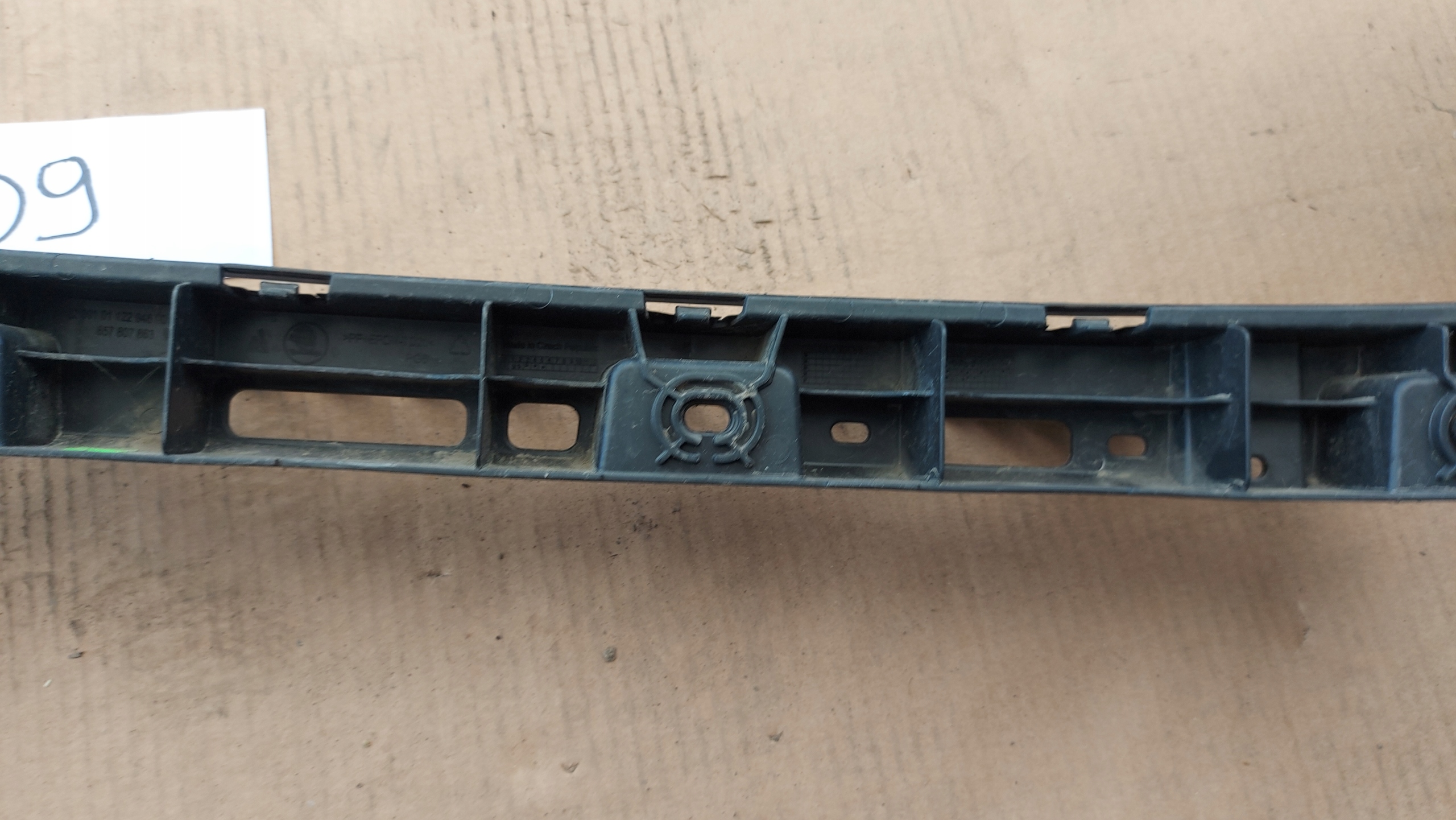 bumper bracket central rear part SKODA SCALA 19