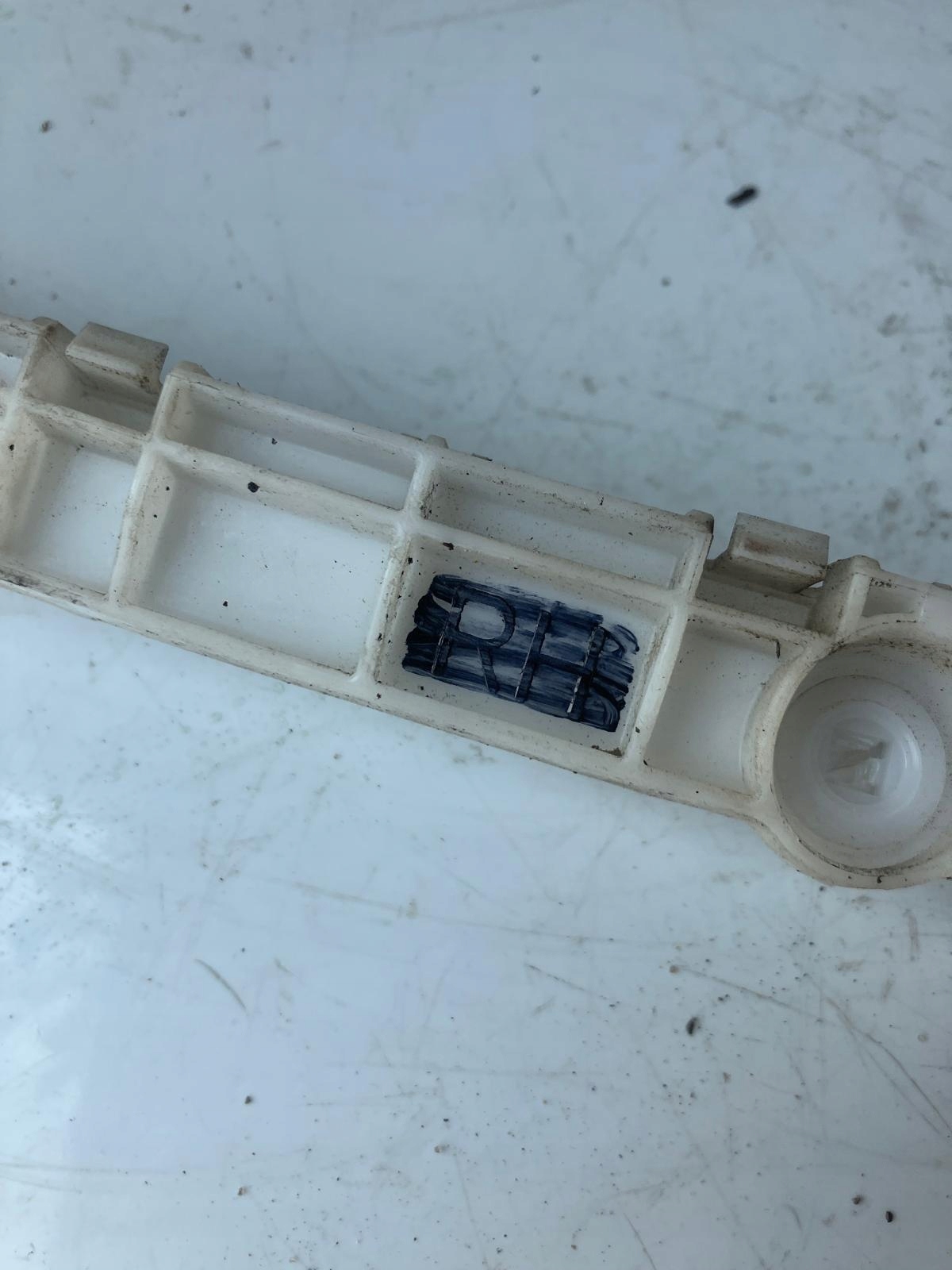bumper bracket right rear part PEUGEOT 4007 long