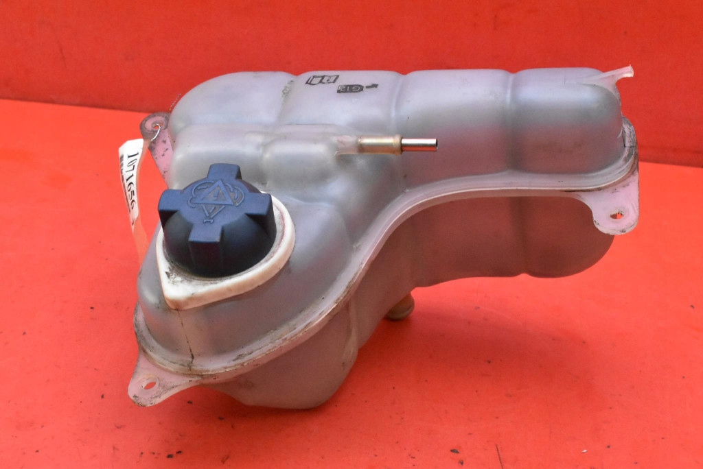 Réservoir eau AUDI A8 D2 4.2 V8 300 KM 94-99