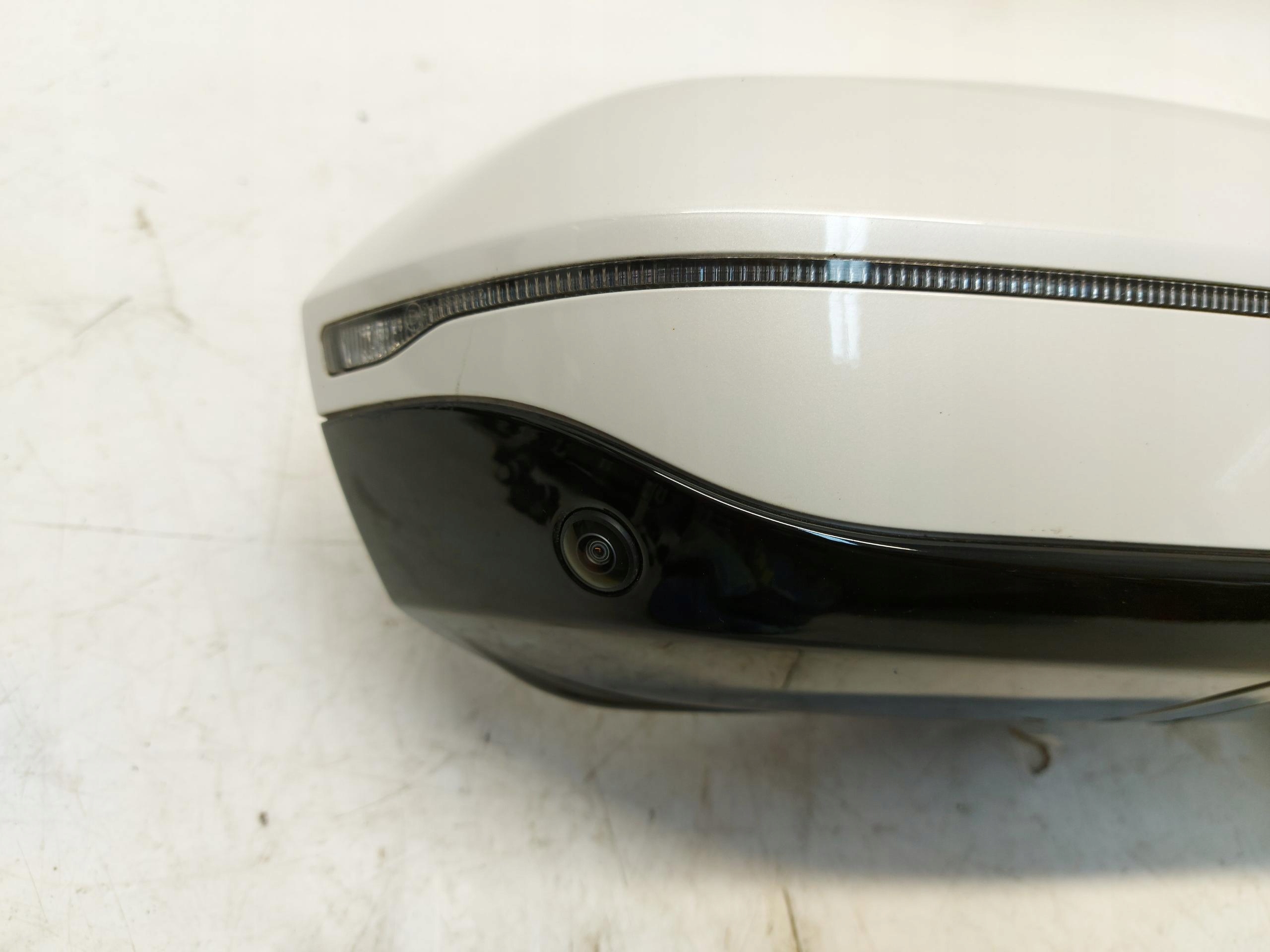 BMW 5 G60 mirror front right 8+8+1PIN Kamera A96