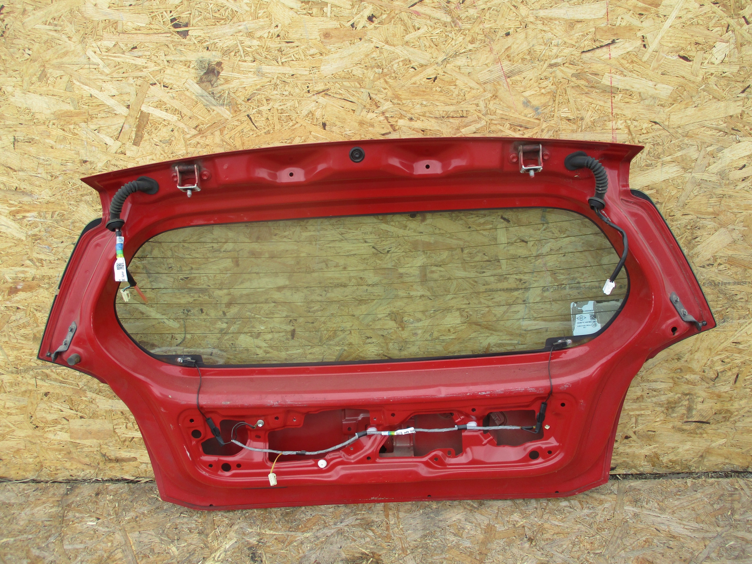 boot door Nissan Pixo 09