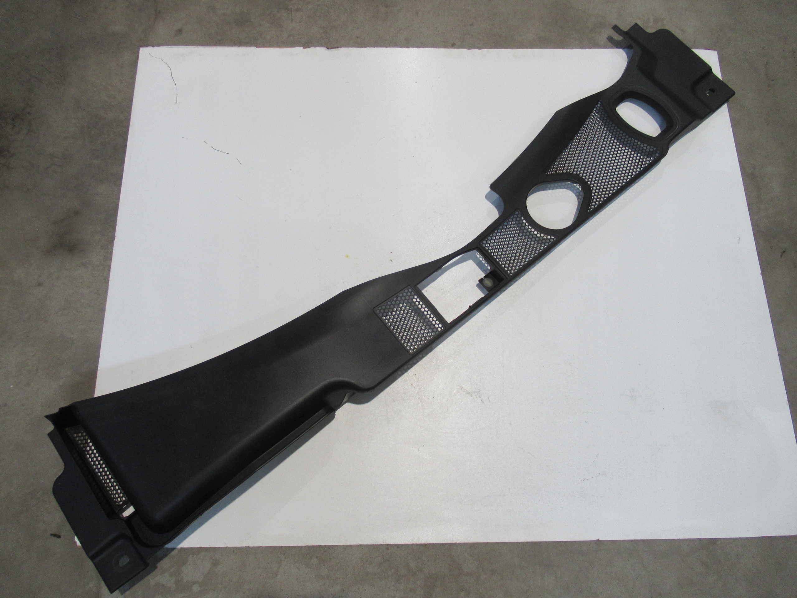 torpedo plastic AUDI A5 8T A4 B8 8K 8K1819447