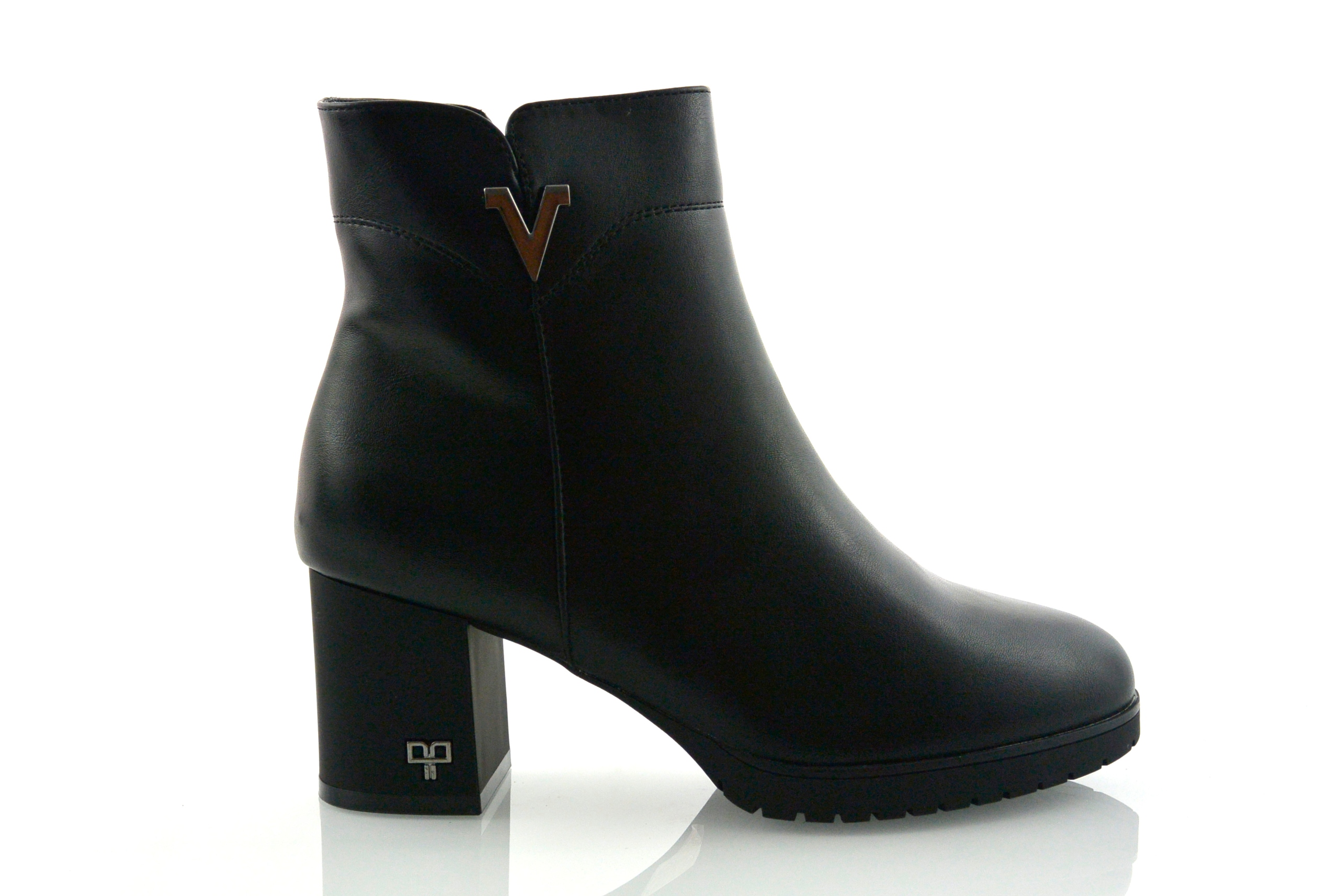 Krásné Černé Zateplené Kotníkové Boty Na Podpatku Sloupek Eko Kůže 41