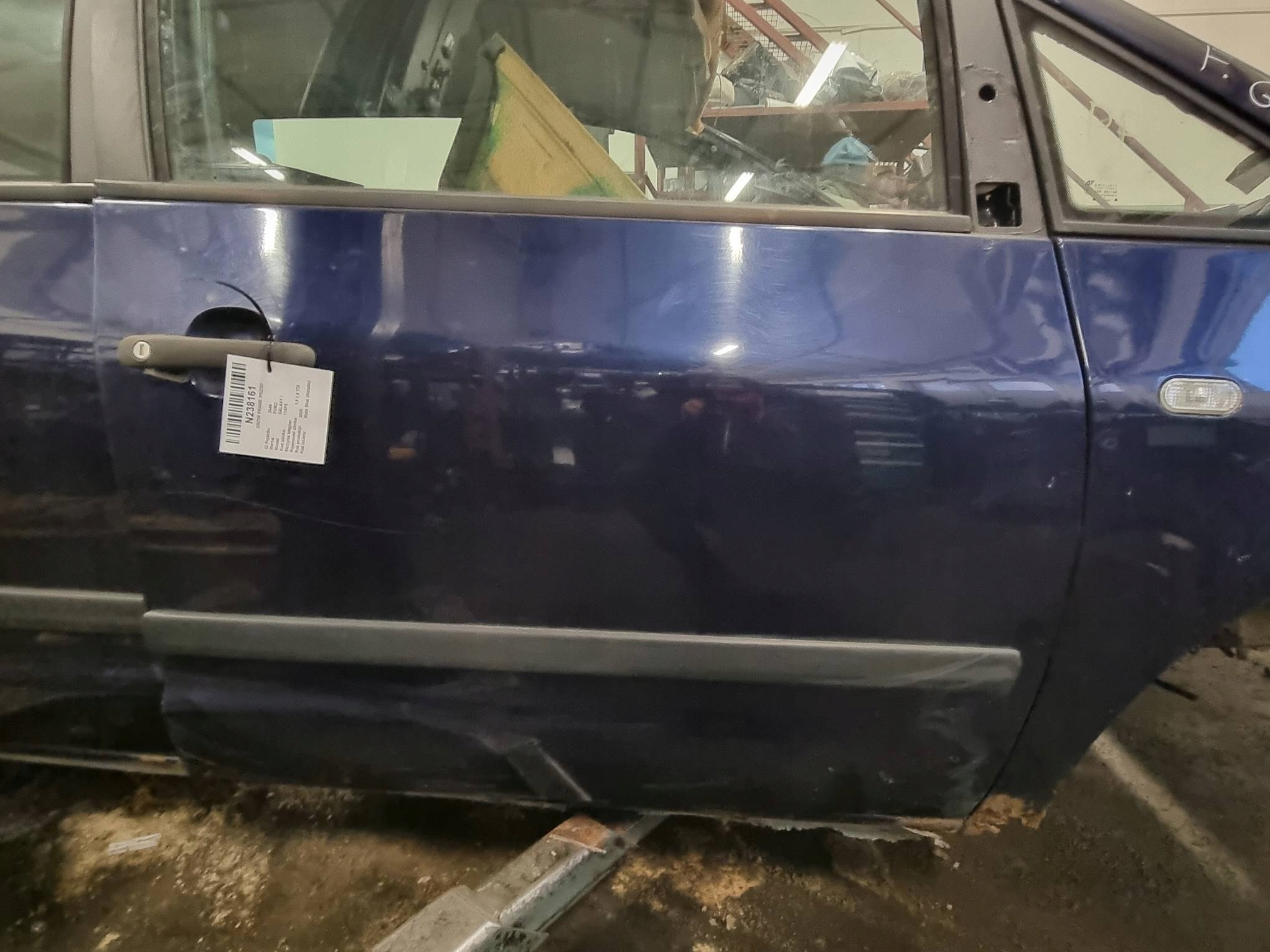 door right front STATE BLUE (METALLIC) FORD GALAXY and