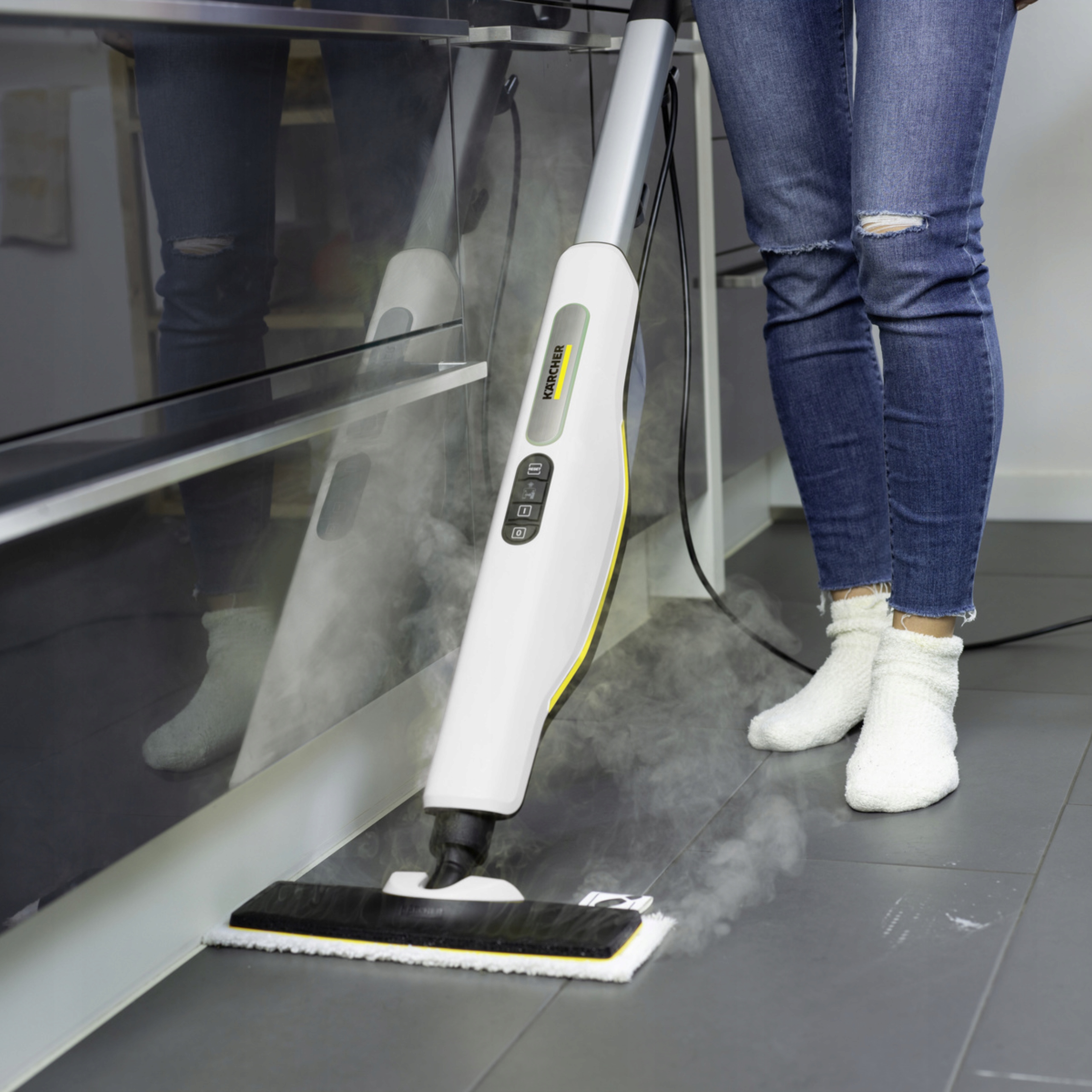 PAROWY MOP DO MYCIA PANELI WYKŁADZIN + ZAPAS ŚCIERECZEK KARCHER SC 3 1600 W EAN (GTIN) 4054278974774