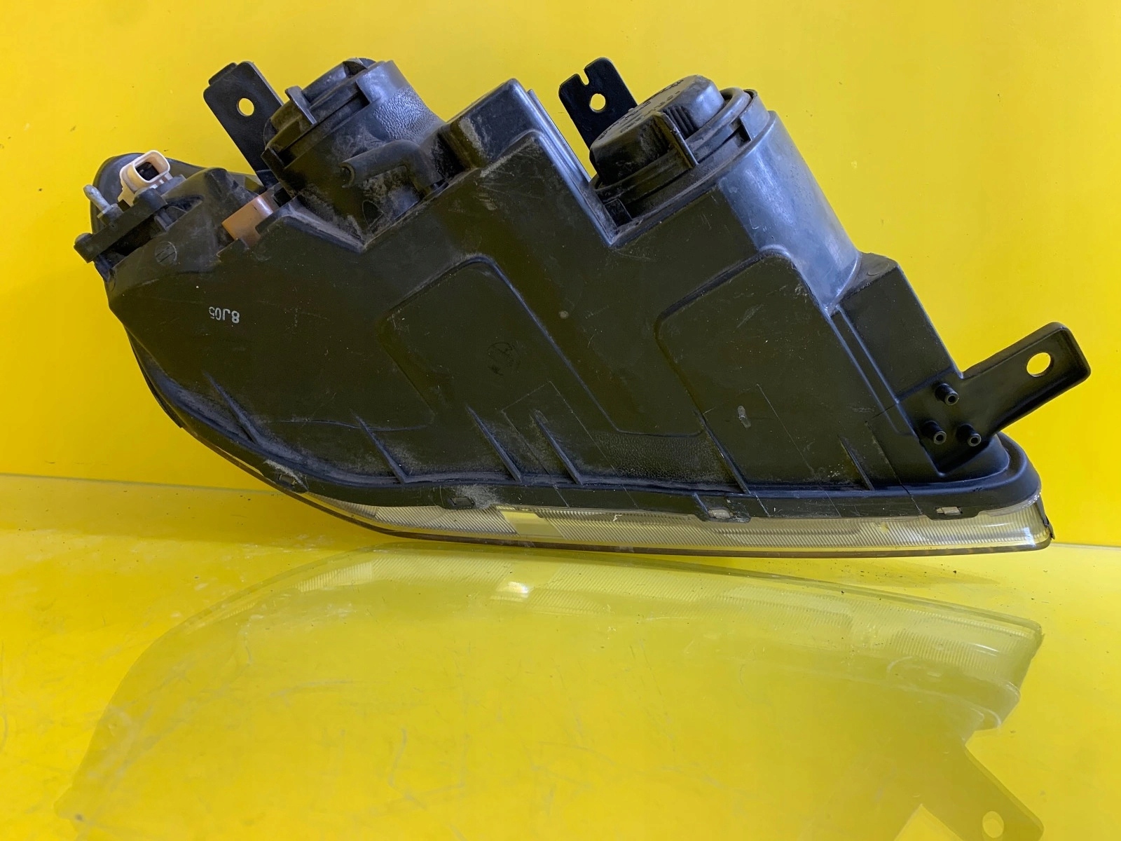 light left Chevrolet Captiva and 06-10 lens