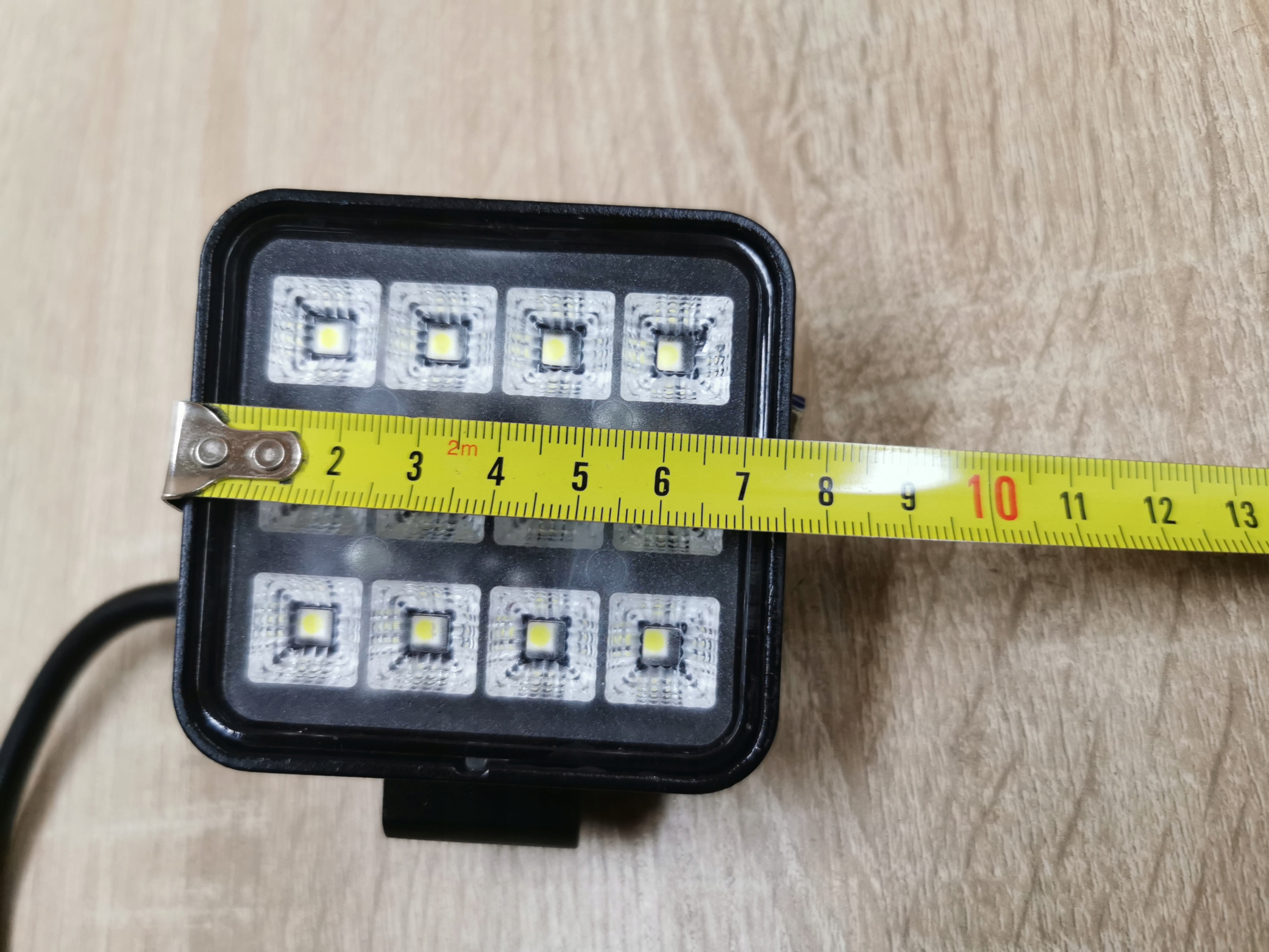 Arbeitsscheinwerfer LED 12/24V 12LED 12W 1800LM IP67 Durchm.77mm inkl,  13,90 €
