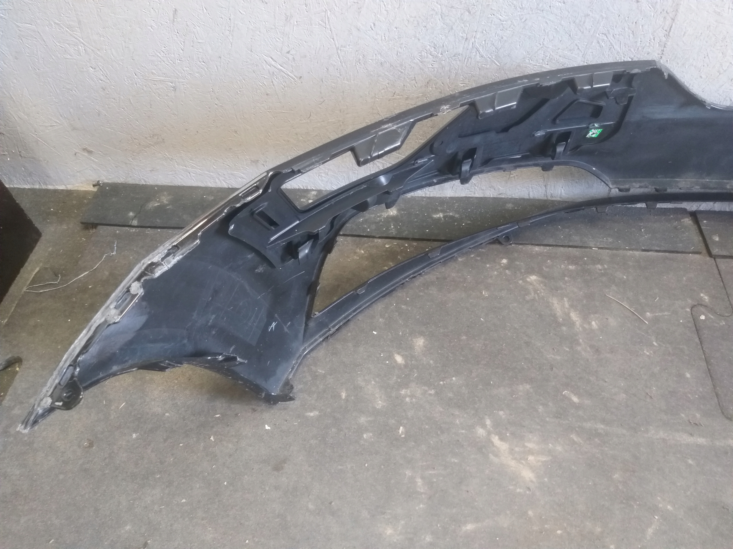 PARE CHOC AVANT SKODA KAROQ