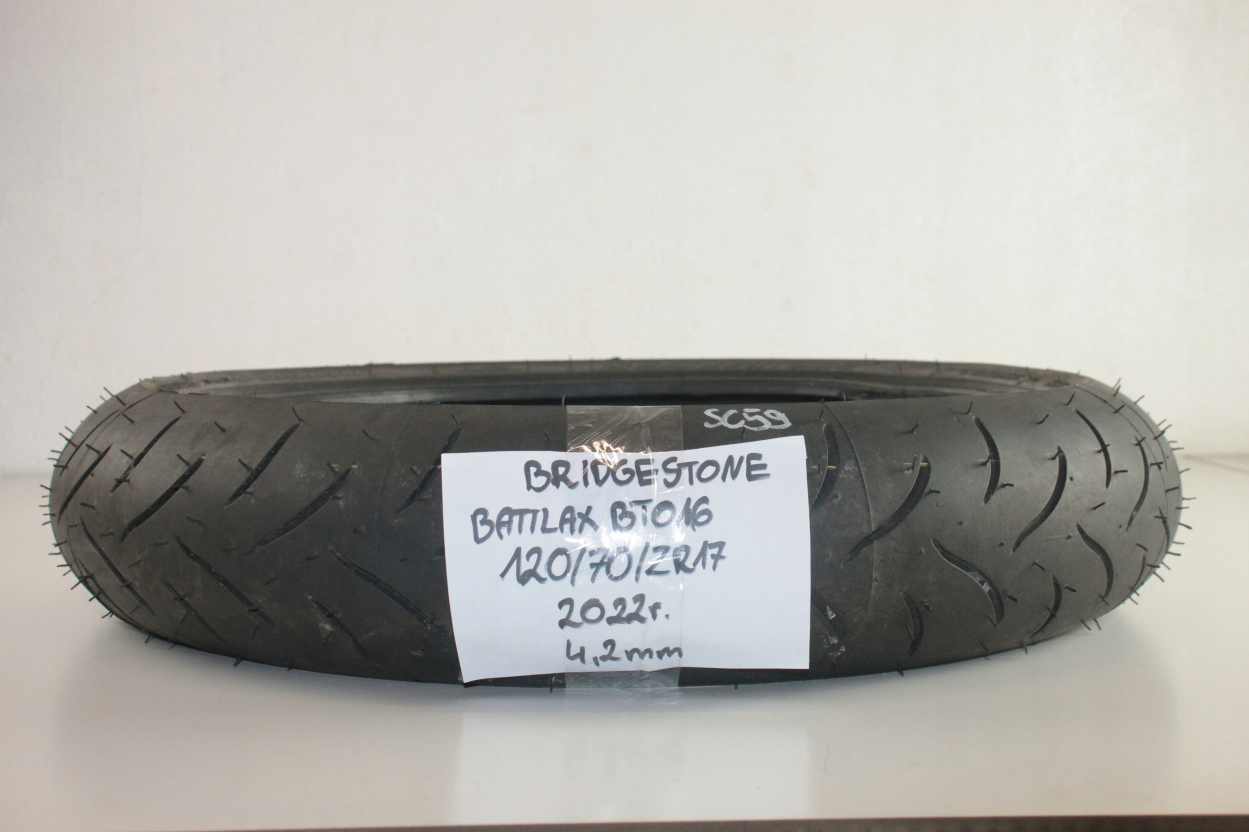 BRIDGESTONE BATTLAX BT016 120/70/ R17 2022 4,2mm