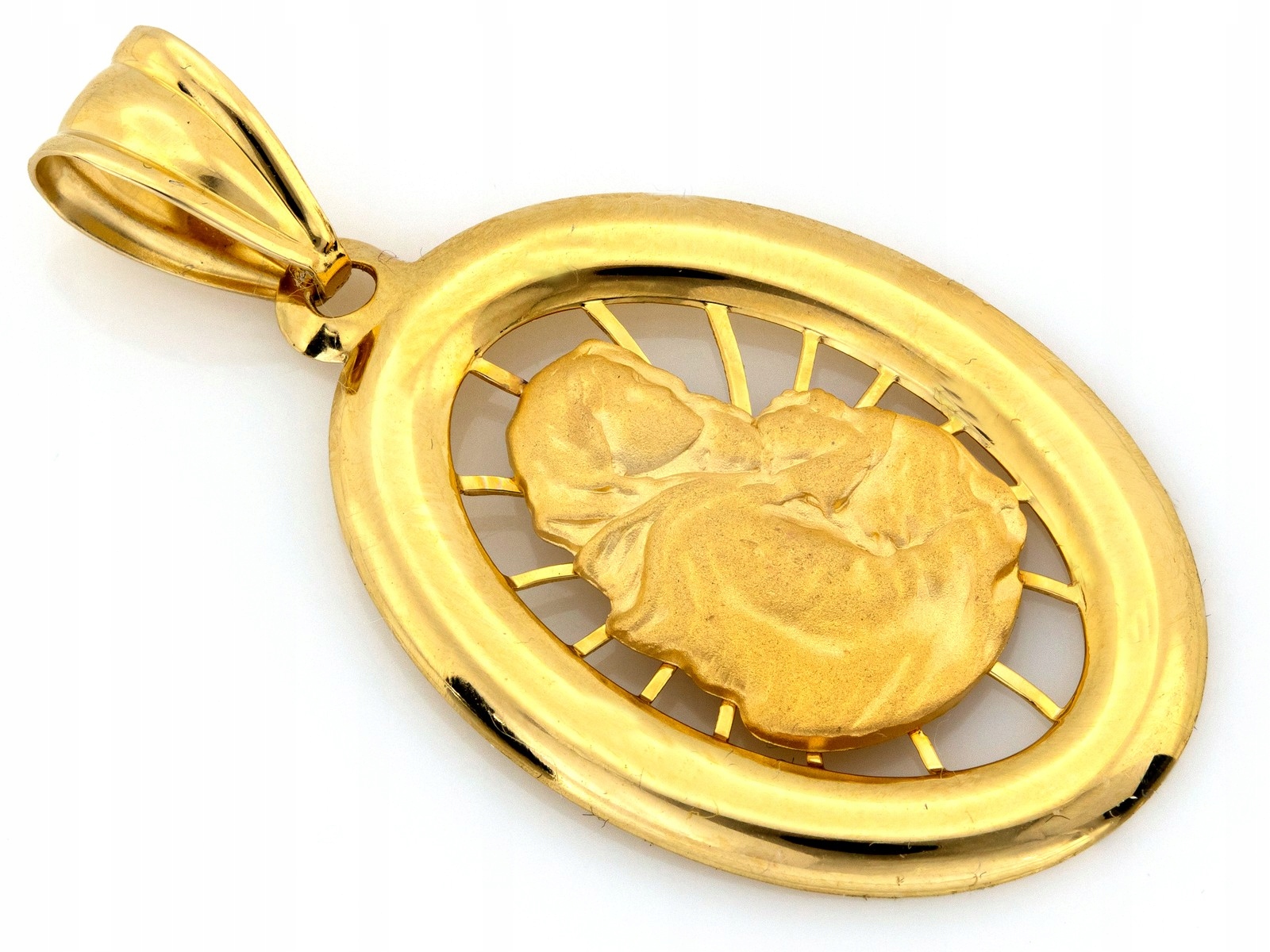 Zlatý medailonek oválný 585 14k Matka Boží 1.70g 29.2 mm x 19 mm jako dárek