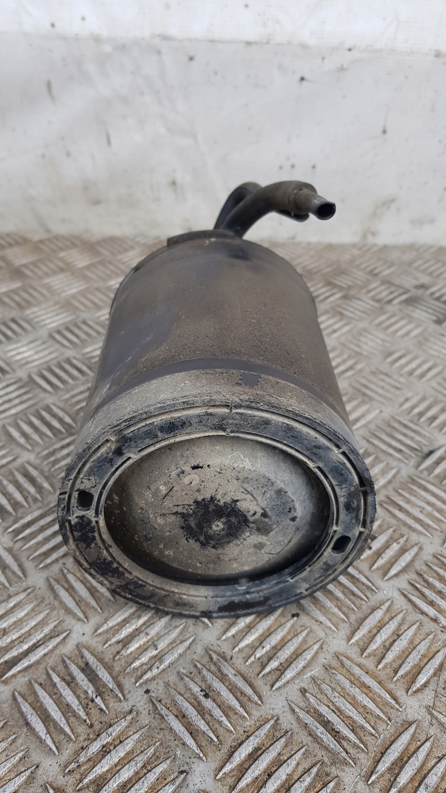 VOLVO V70 i 2.0T karbonski filter 17094157 goriva