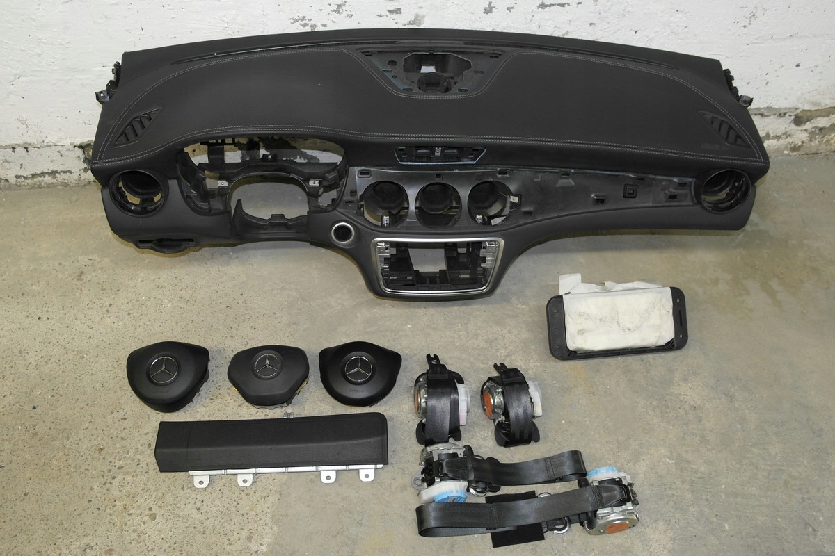 MERCEDES CLA W117 AIRBAG DESKA SKÓRA KOKPIT PULPIT