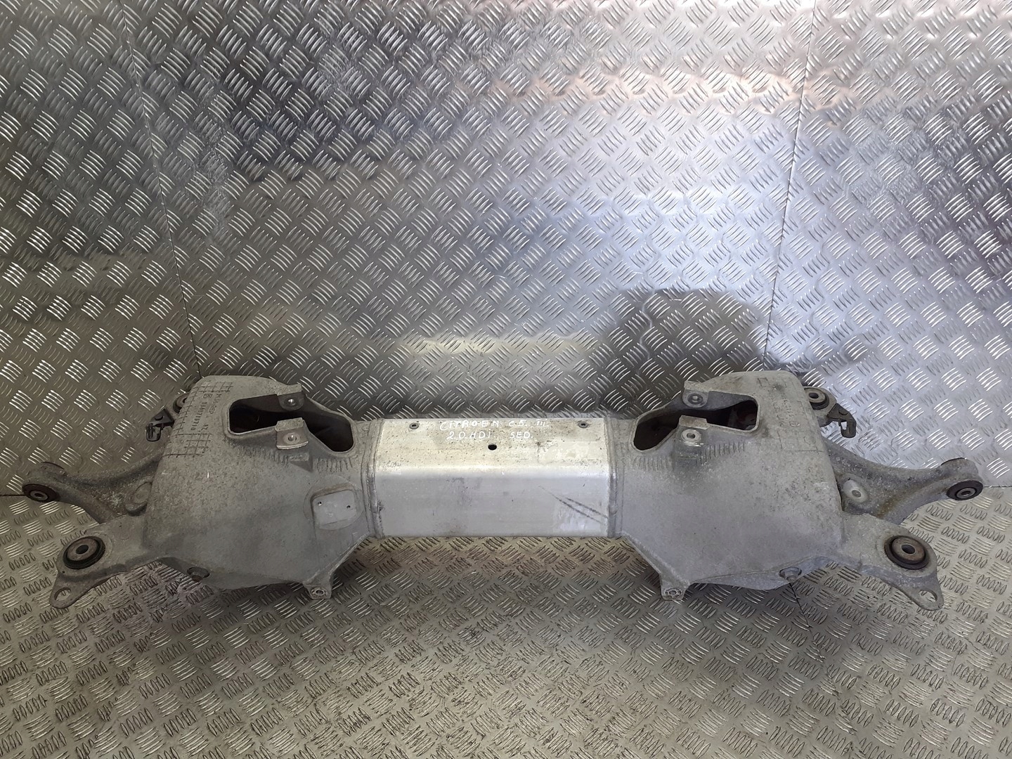 BELKA ZAWIESZENIA TYŁ CITROEN C5 III 2.0 HDI SEDAN