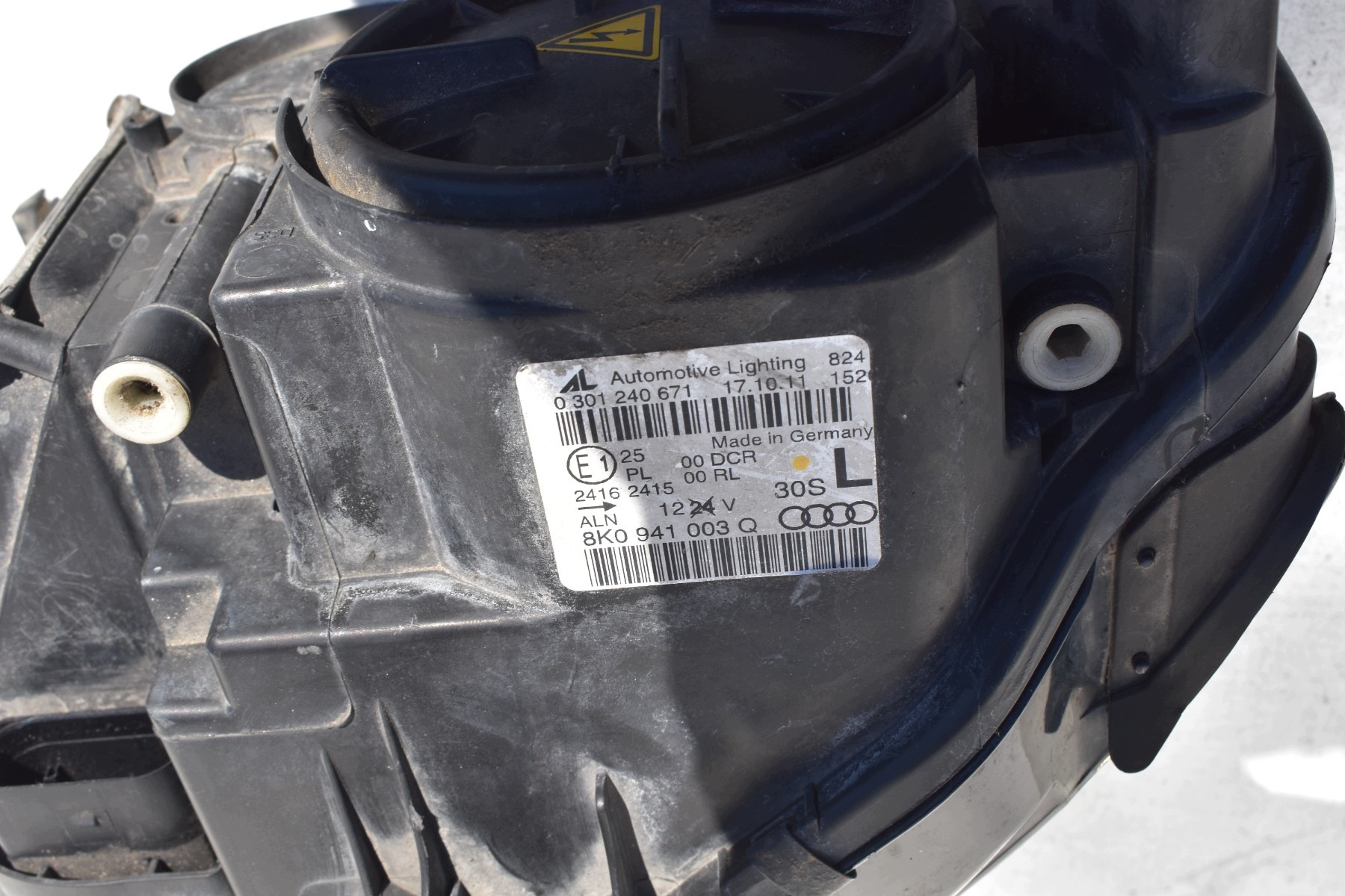 light left front AUDI A4 B8 2008-2012 8K0941003Q UK