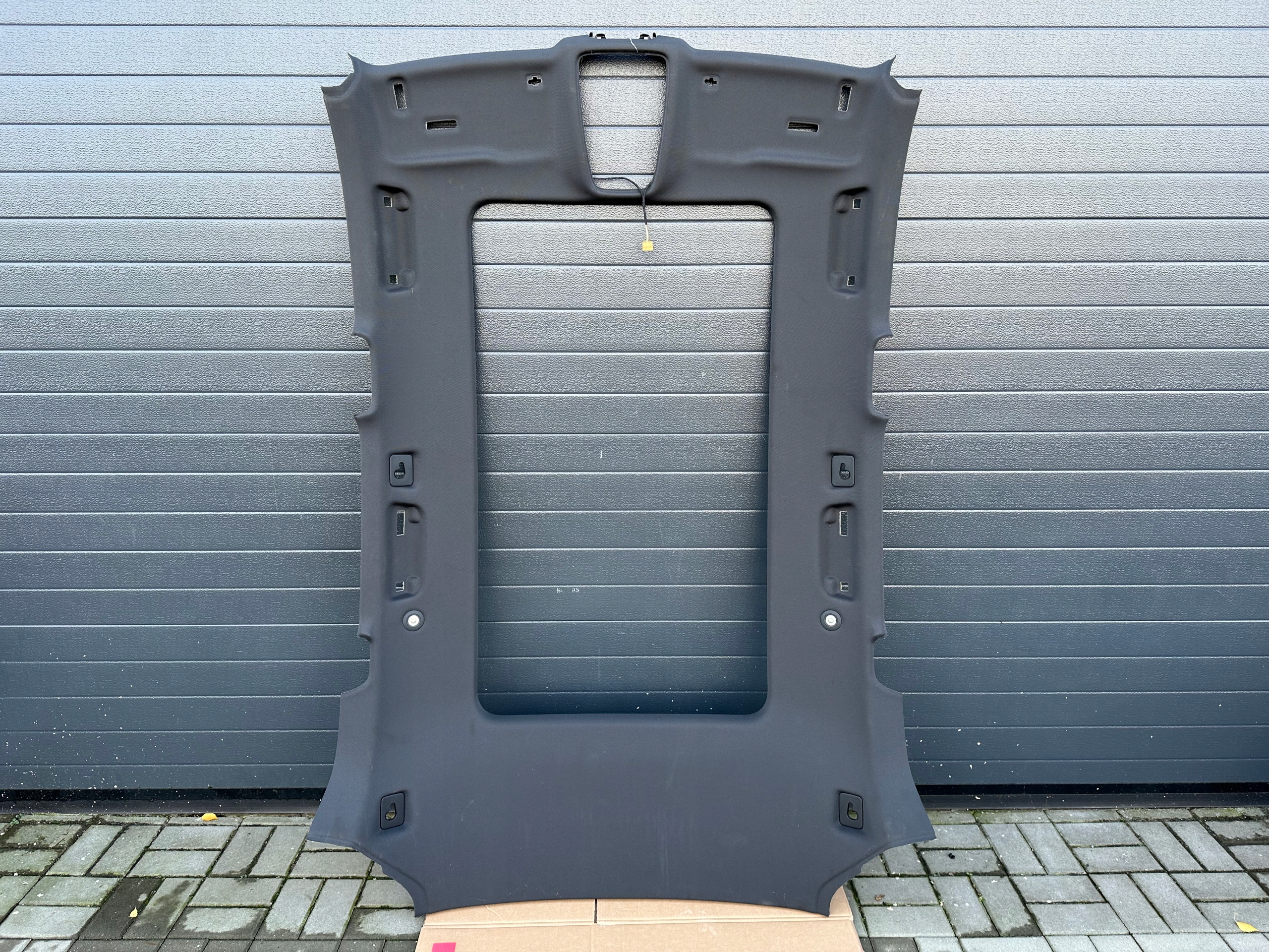 AUDI Q50a СТЕЛЯ CZARNA S-LINE ПІД ПАНОРАМА