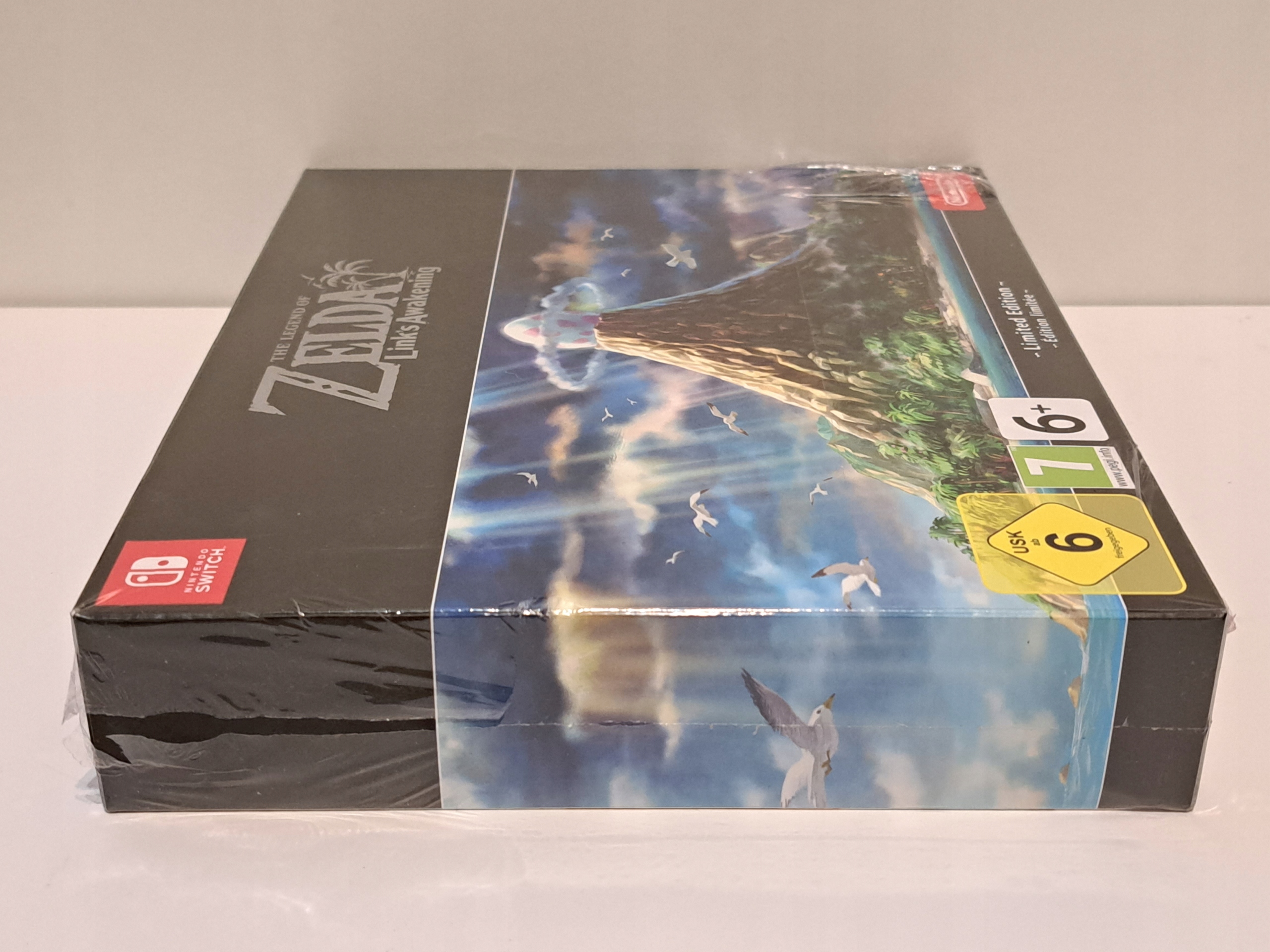 The Legend of Zelda Link's Awakening Limited Edition