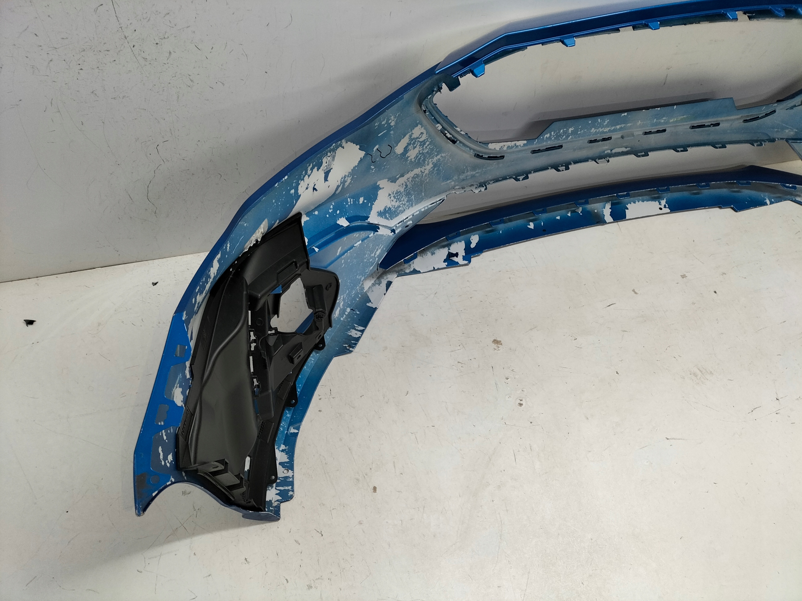 Frontstoßstange vorne FORD FOCUS MK4 18- ST