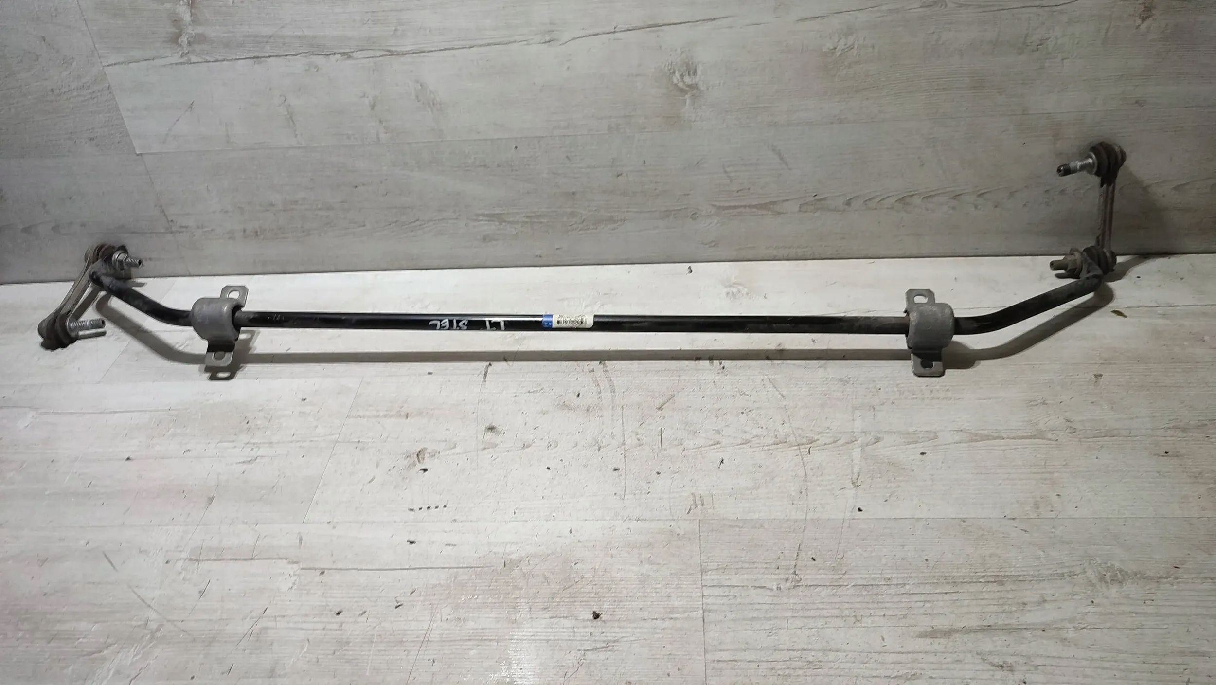 Alfa Romeo Stelvio 2.0T 21r. clutch stabilizer rod