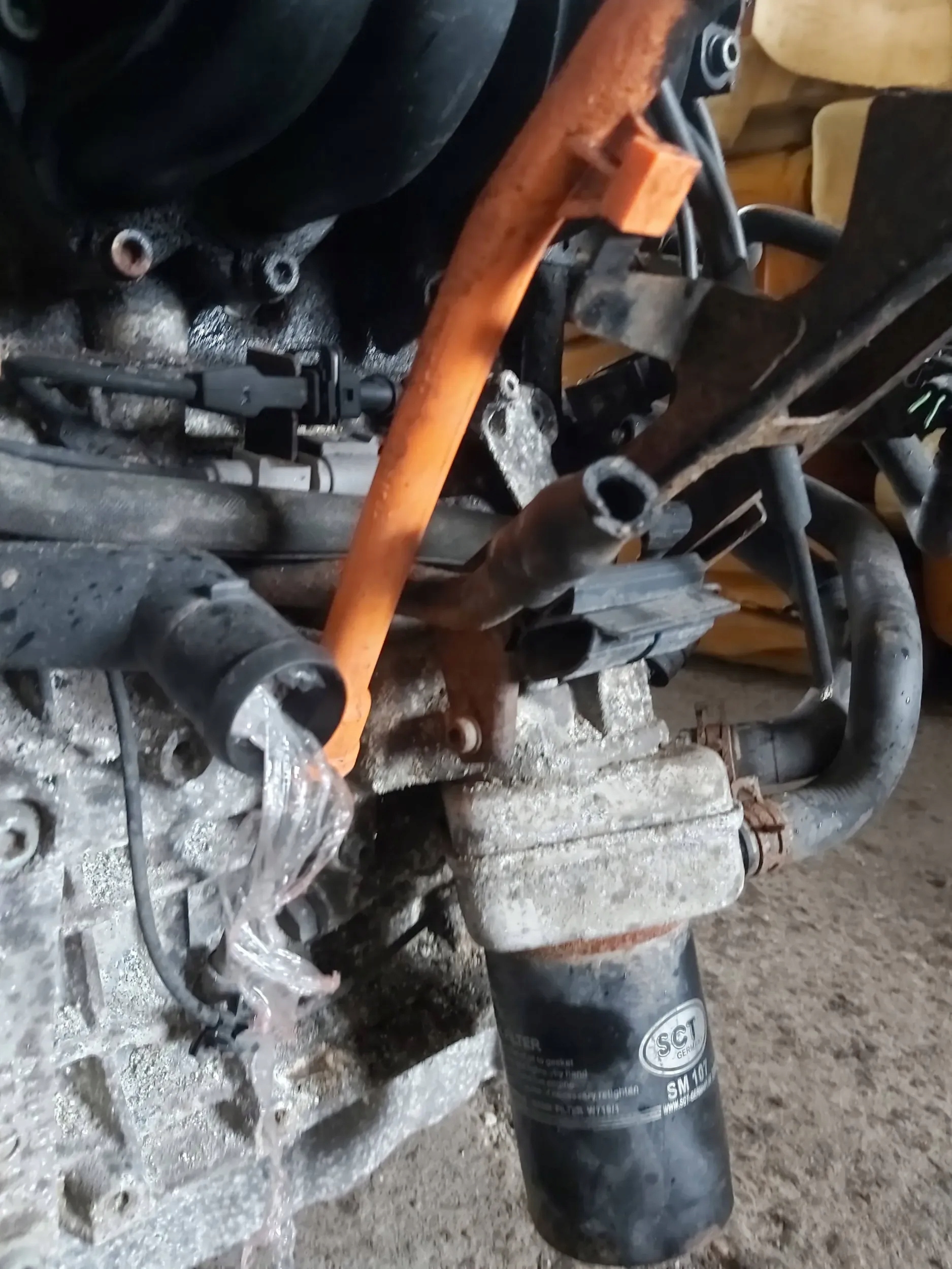 Двигатель vw SKODA seat LEON Audi A3 1.6 8V SR akl