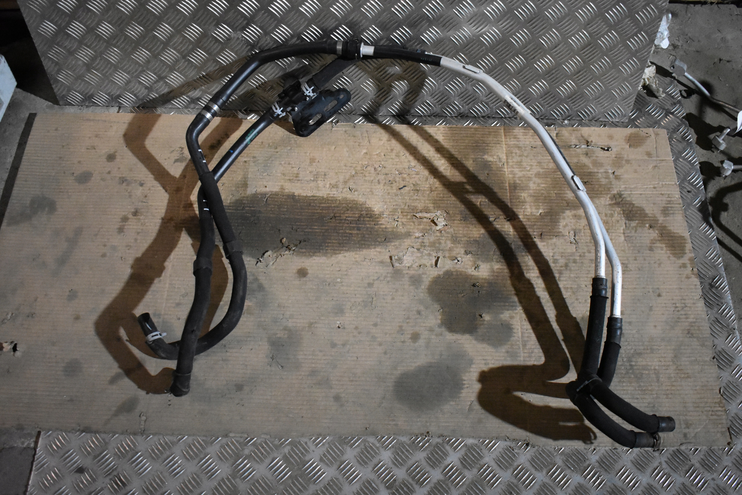 IDEALNE SCHLÄUCHE WASSER- SENSOR BMW X7 G07 1
