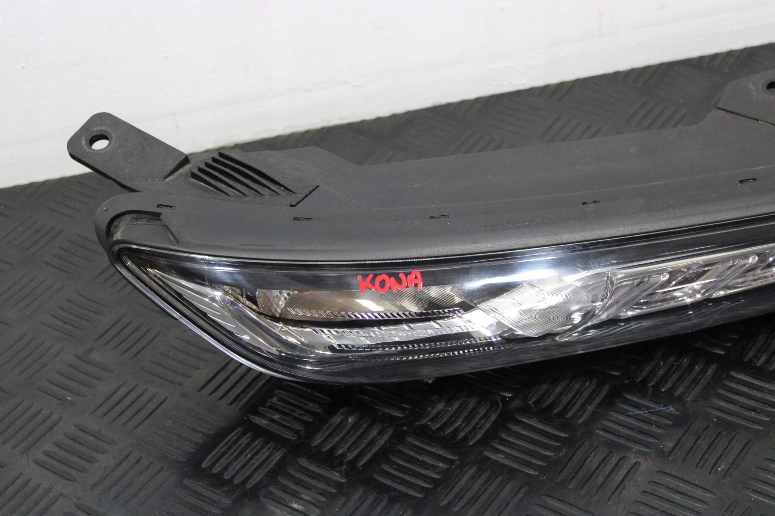 light right front LED HYUNDAI KONA