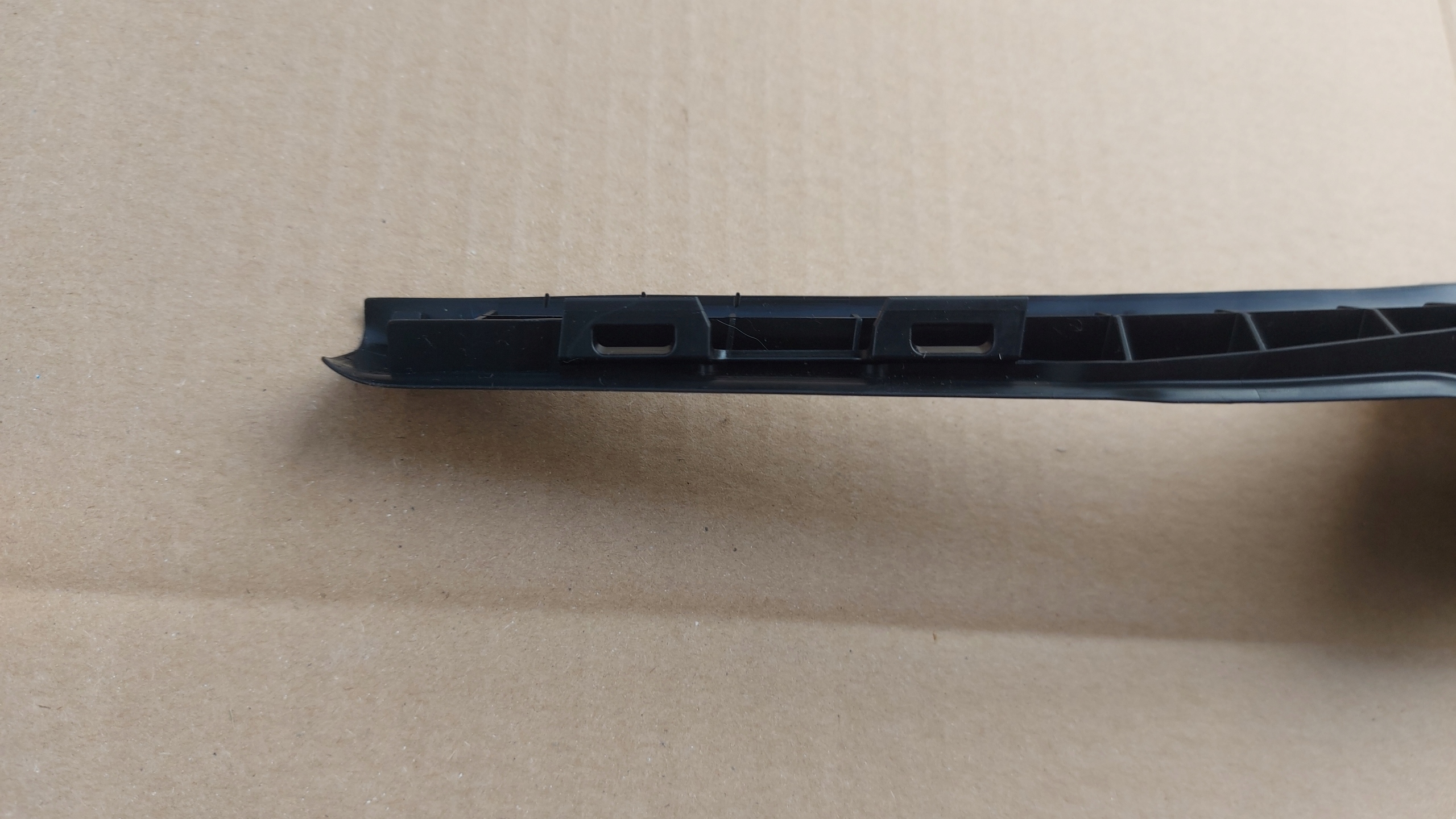 spoiler under the window left TOYOTA RAV4 V 18