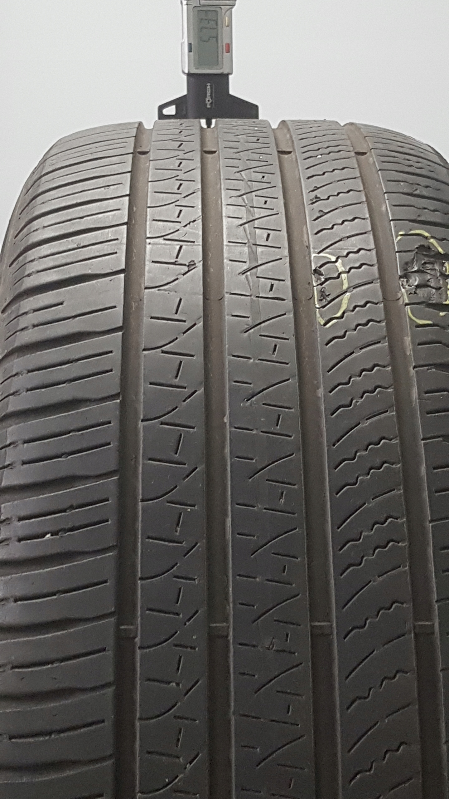 PIRELLI SCORPION ZERO ALL SEASON 235 / 50R20 5,5 м