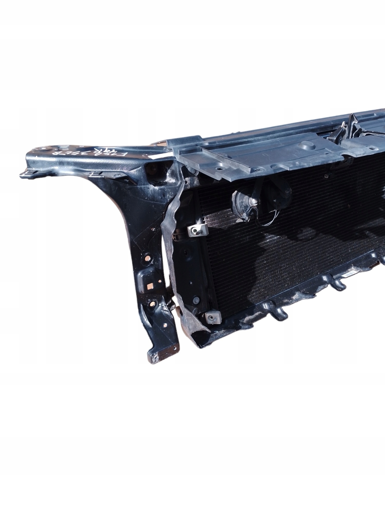 PAS PRZEDNI CHŁODNICE FORD F150 3.5 ECOBOOST Jakość części (zgodnie z GVO) O - oryginał z logo producenta pojazdu (OE)