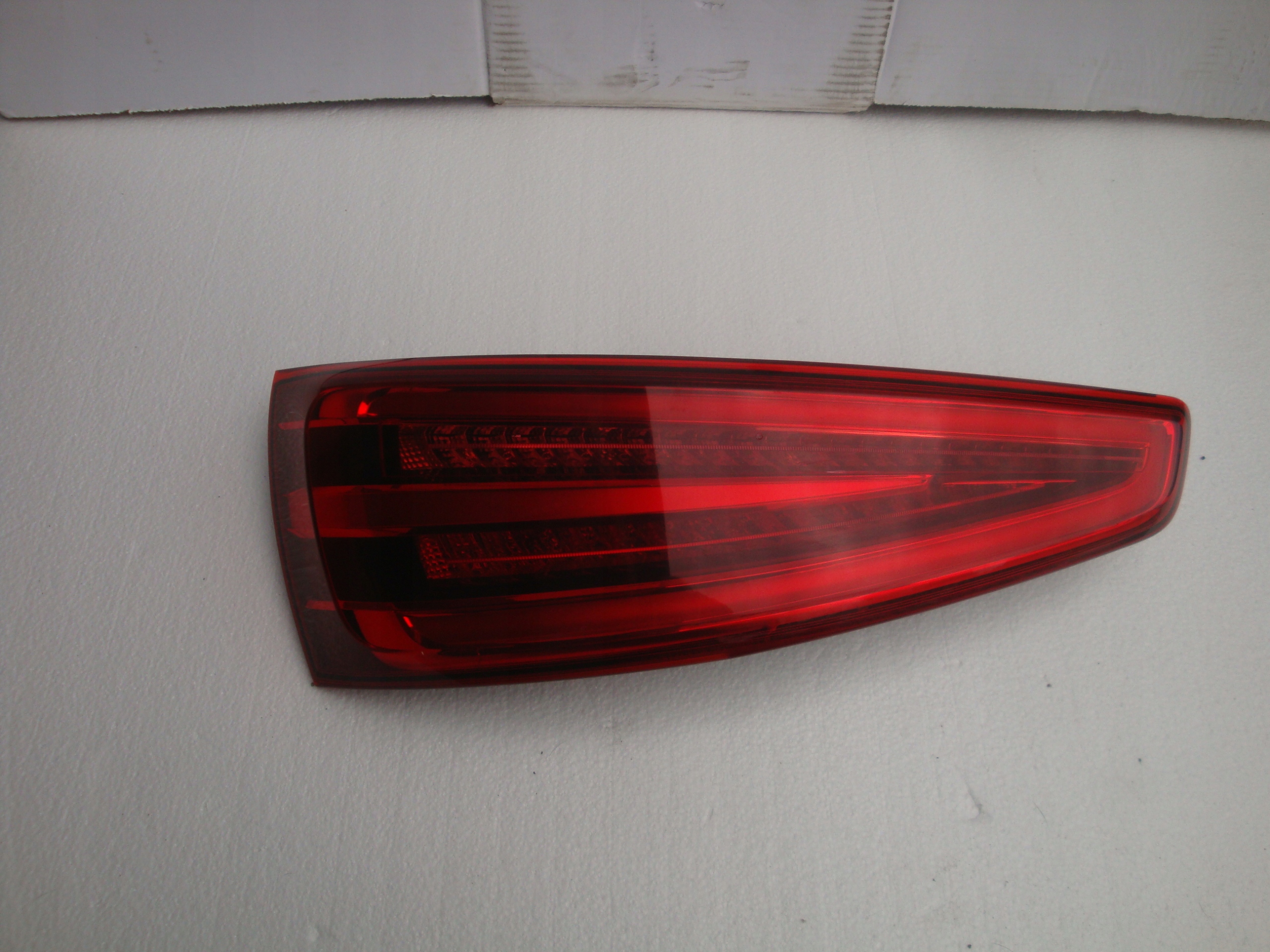 Audi A1 8V фонарь левый