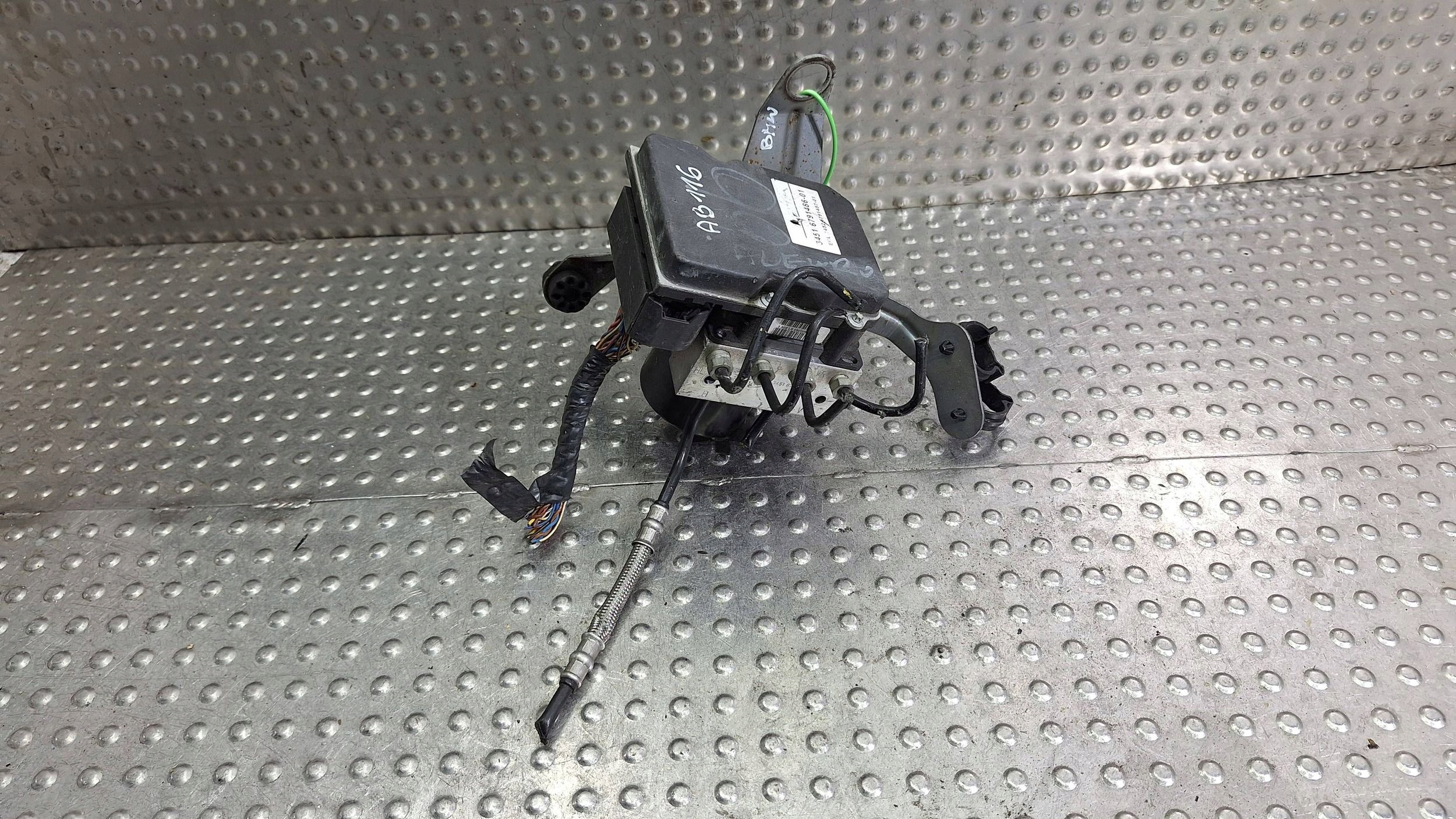 pump control unit ABS 6791486 6791487 0265950767 BMW Z4 E89