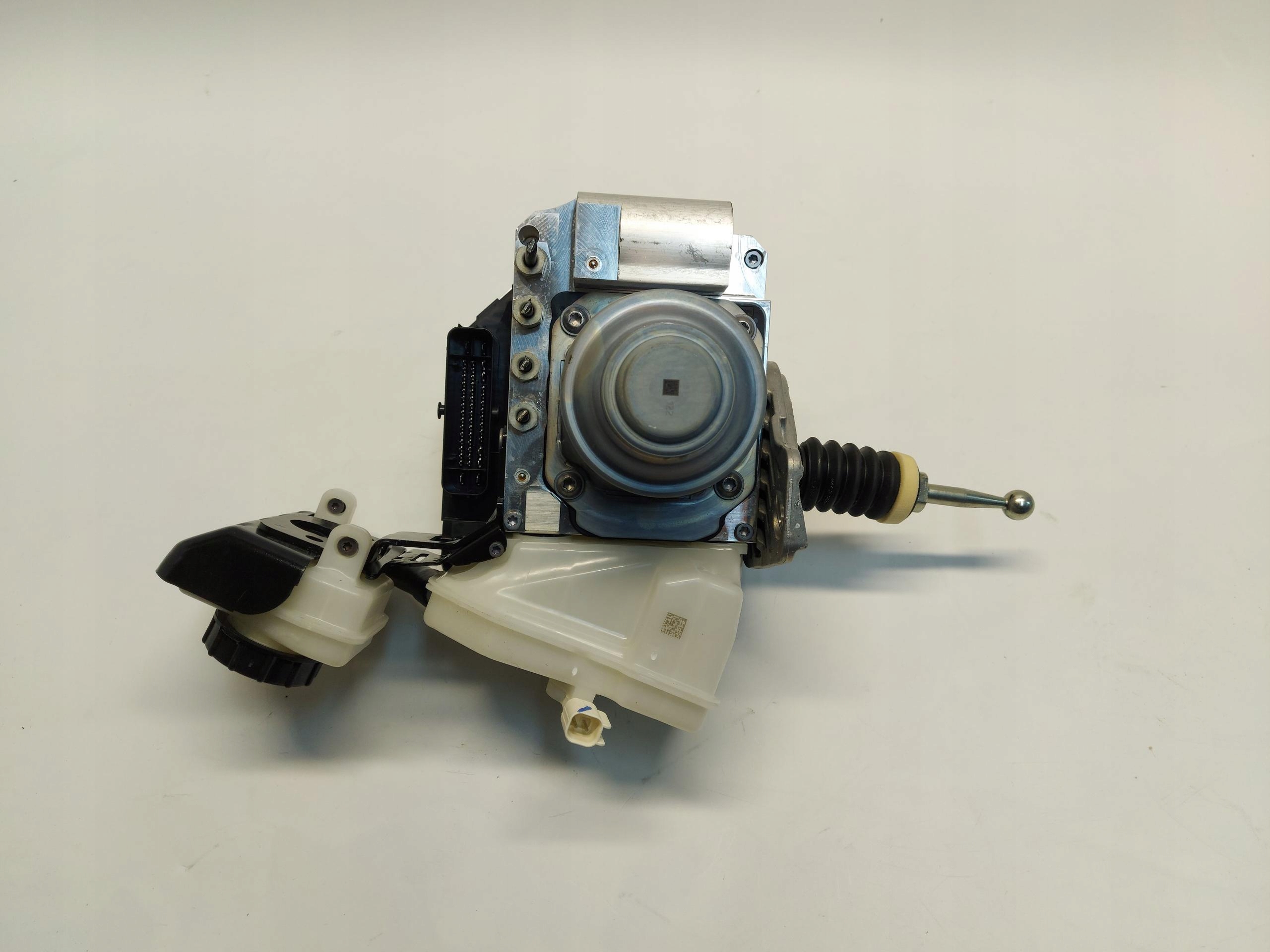 Volvo XC60 II 2020 brake booster servo control unit 32281728
