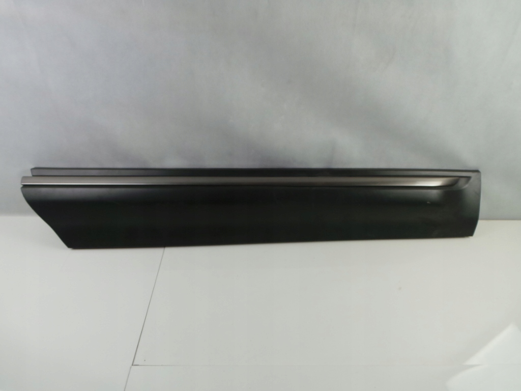 Передні праві двері Range Rover Evoque 3D