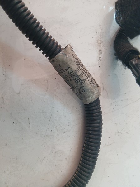 câblage capteurs PDC avant OPEL INSIGNIA A 13238718 2PA