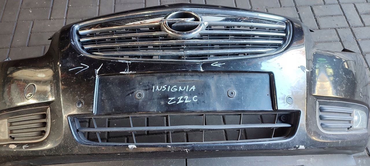 bumper front front PDC Opel Insignia 2,0 CITD kombi Z22C