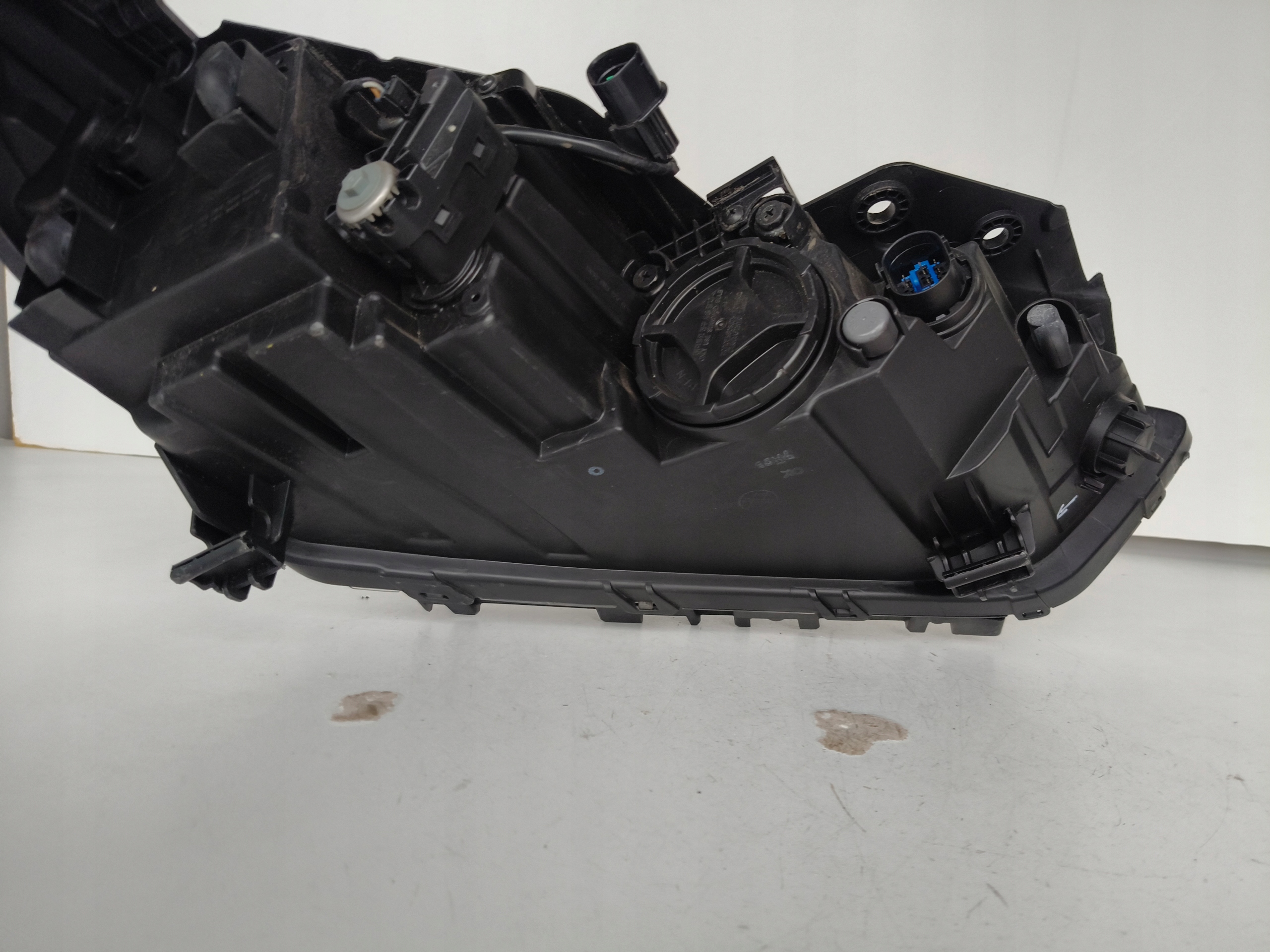 light left REFLEKTOR HYUNDAI IONIQ 17- FULL LED blue