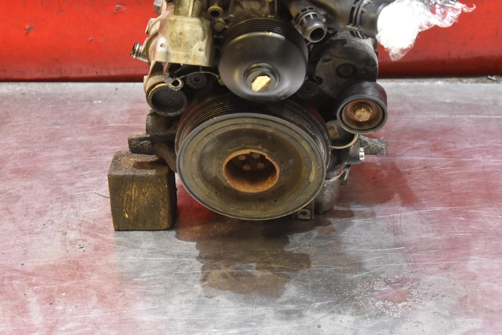 engine DIESEL N47D20C pump 0445010506 BMW E90 E91 2.0 D 143 KM LIFT FILM