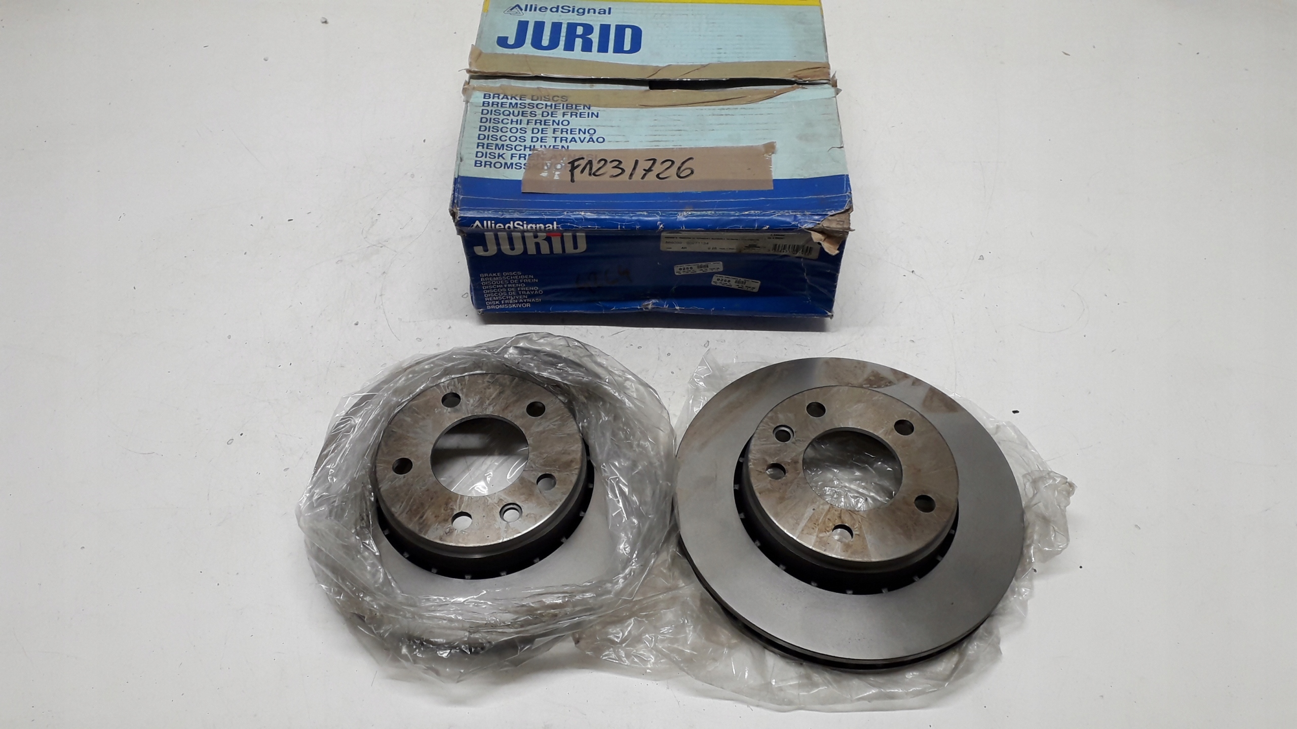 OPEL OMEGA A TARCZE HAMULCOWE PRZÓD 561406J