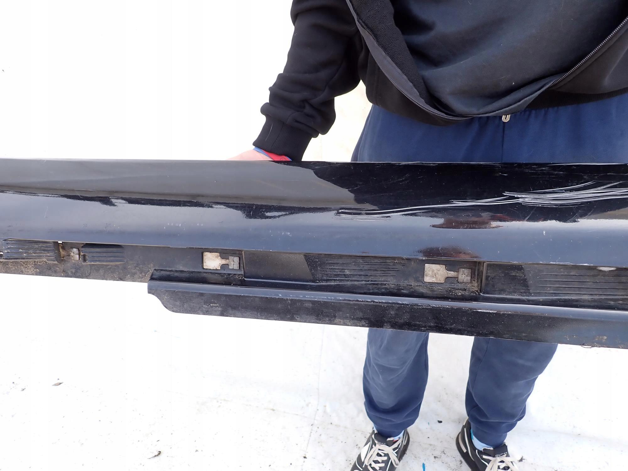 VOLVO V40 12-19 threshold right moulding threshold right