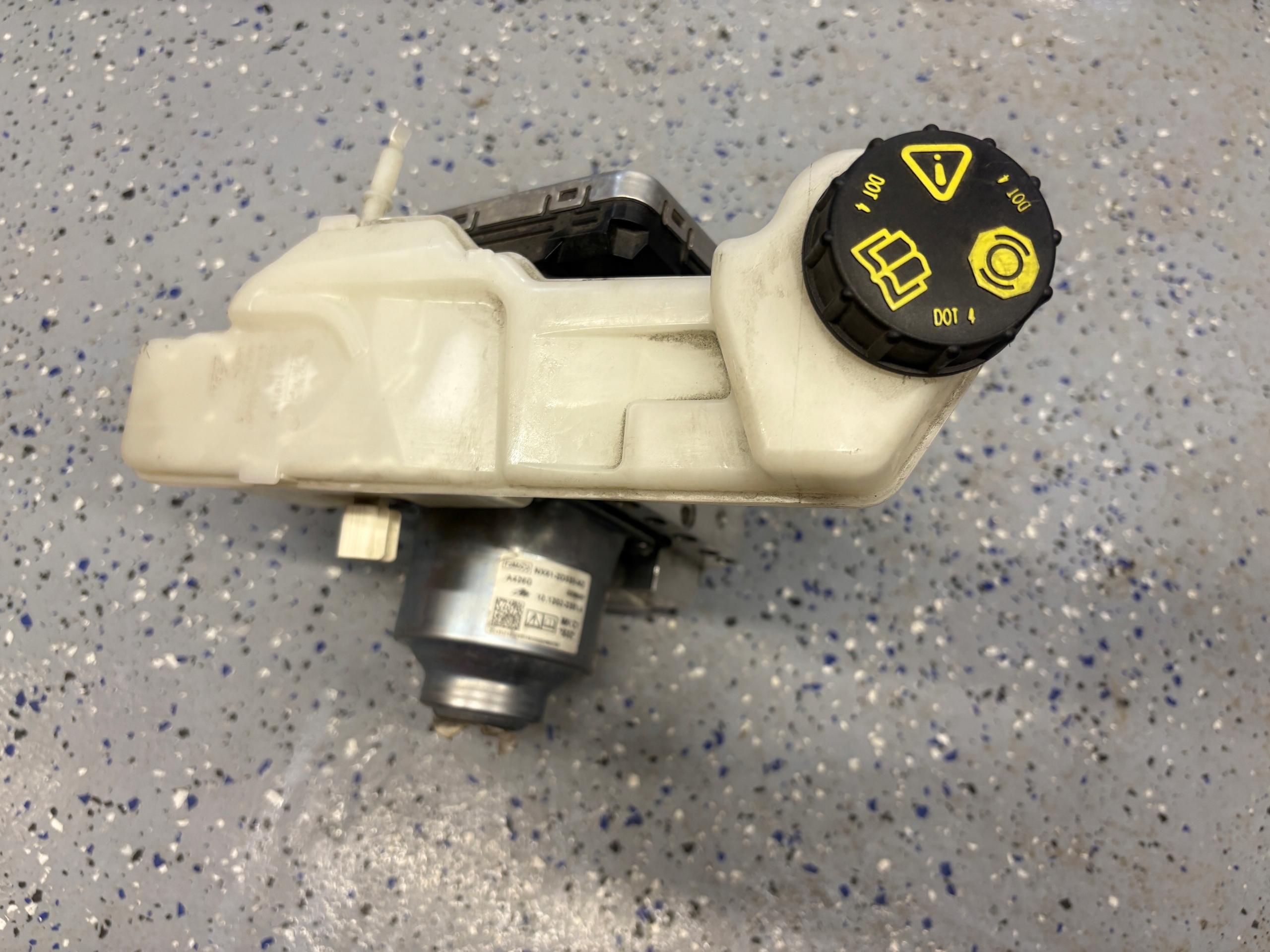 FORD FOCUS MK4 1,5 Pompa ABS NX61-2D335-AD NX61-2C219-MD