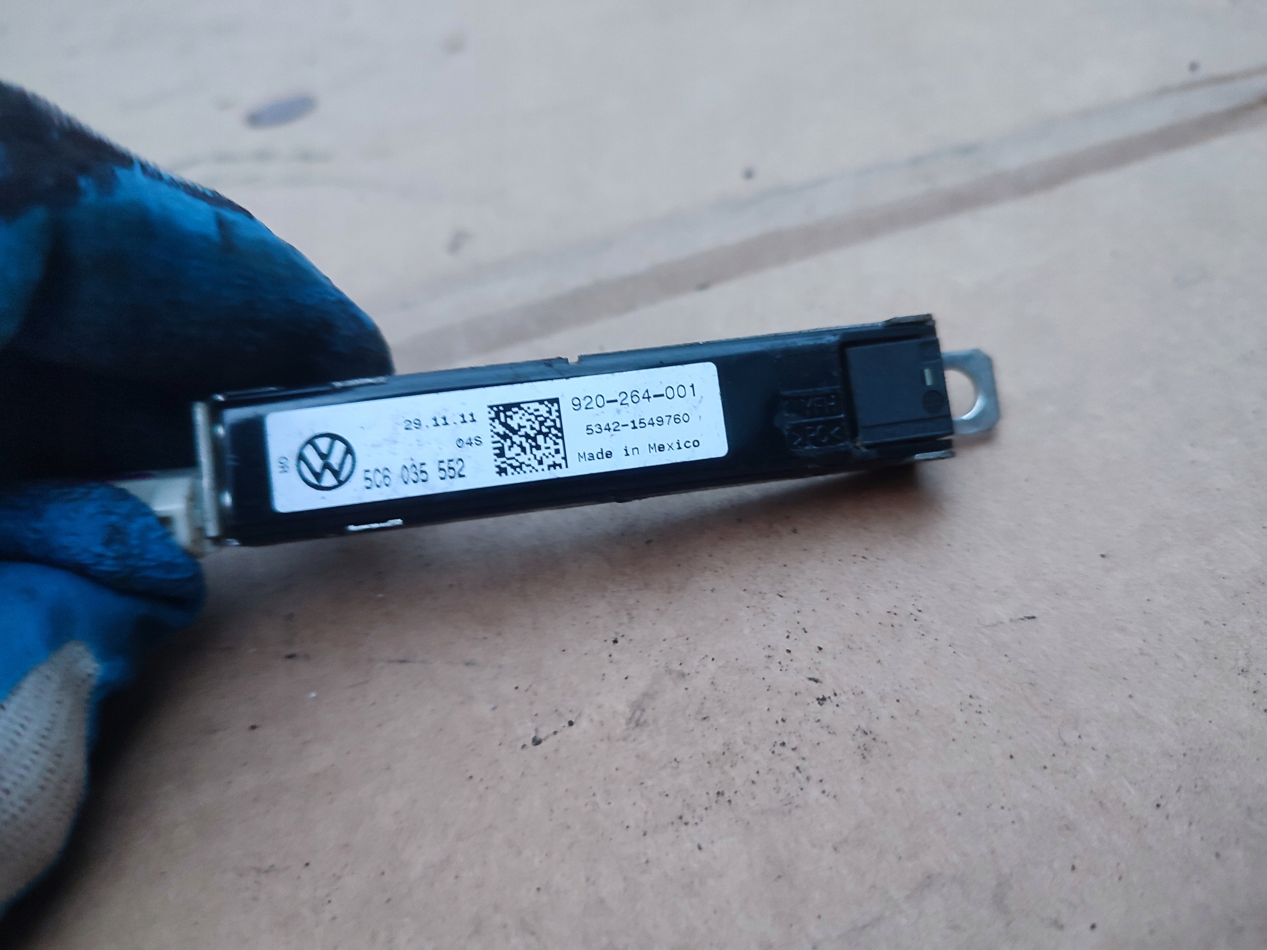 antenna amplifier VW VOLKSWAGEN JETTA 5C6 5C6035552