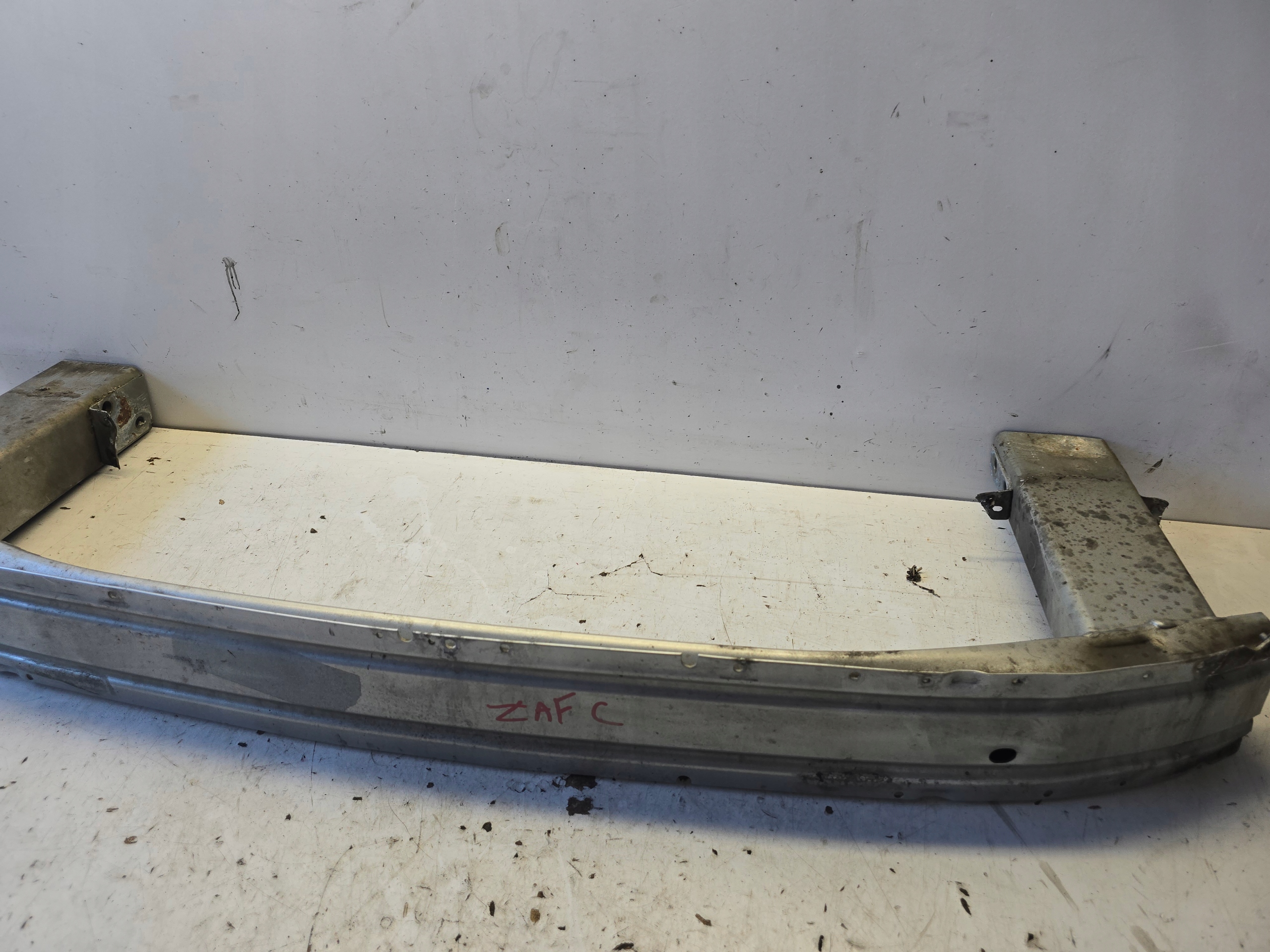 OPEL ZAFIRA C bumper support front pillar below front bumper